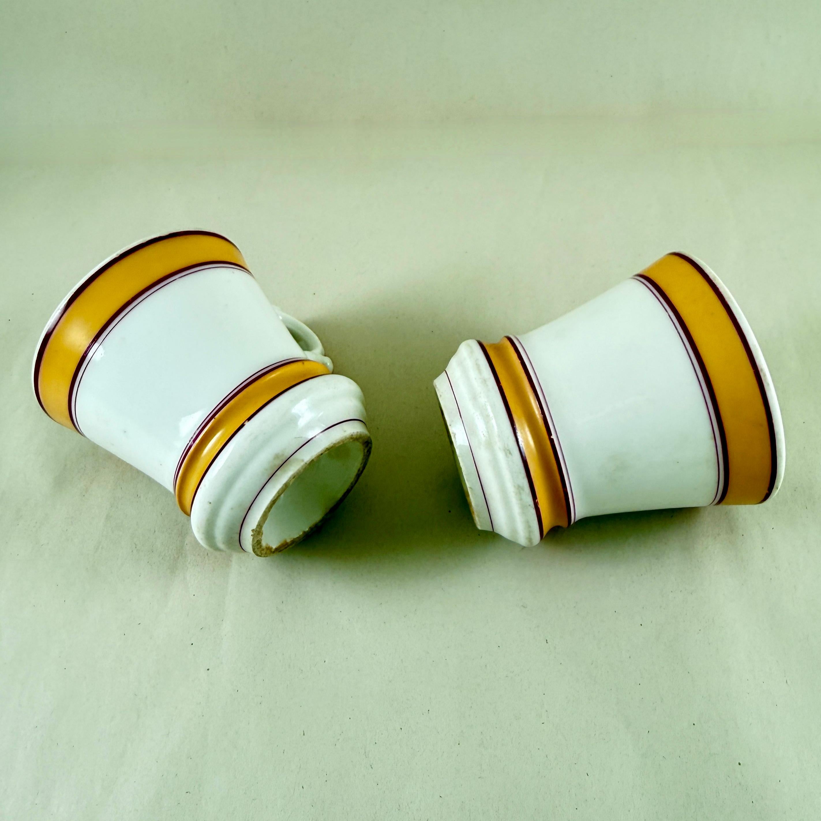 Französische Café Brûlot-Tassen, ein Paar (20. Jahrhundert) im Angebot