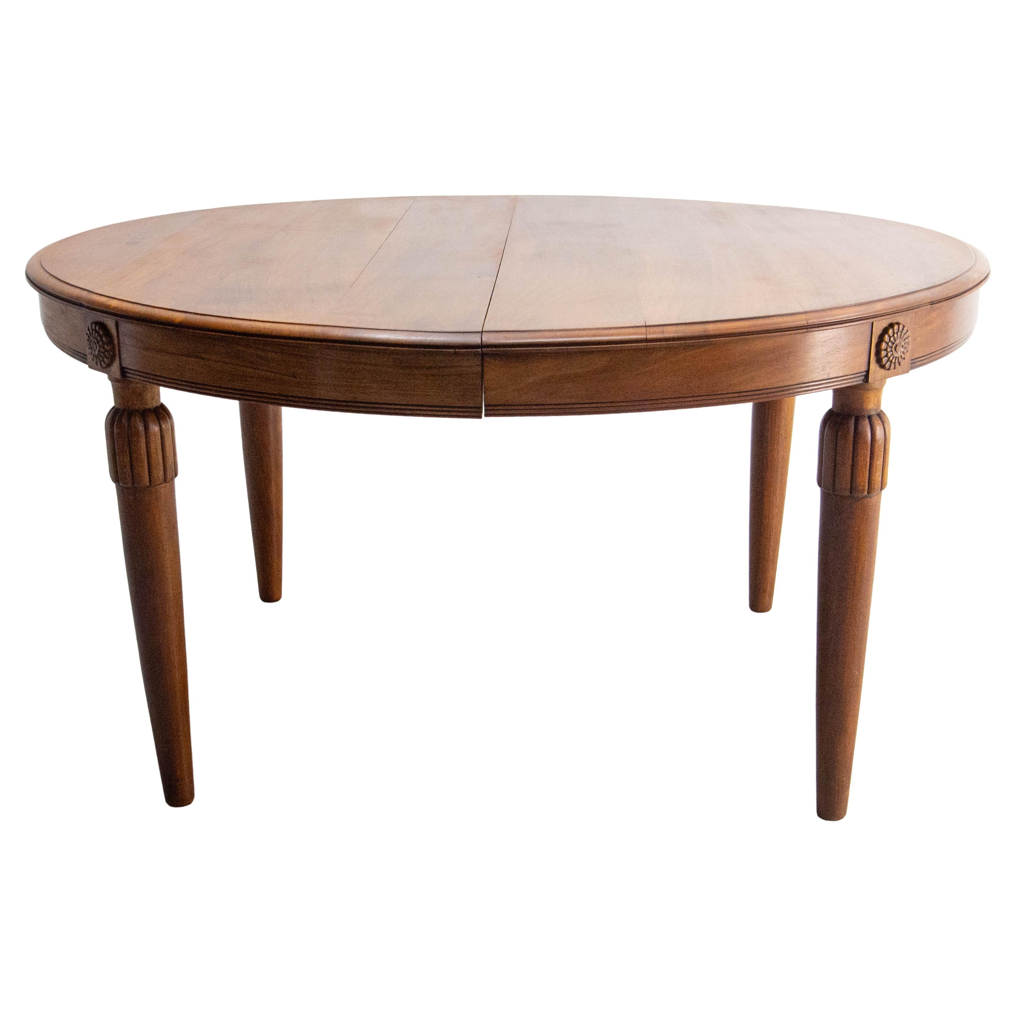 Plateau de salle à manger ovale sculpté français, période Art Déco