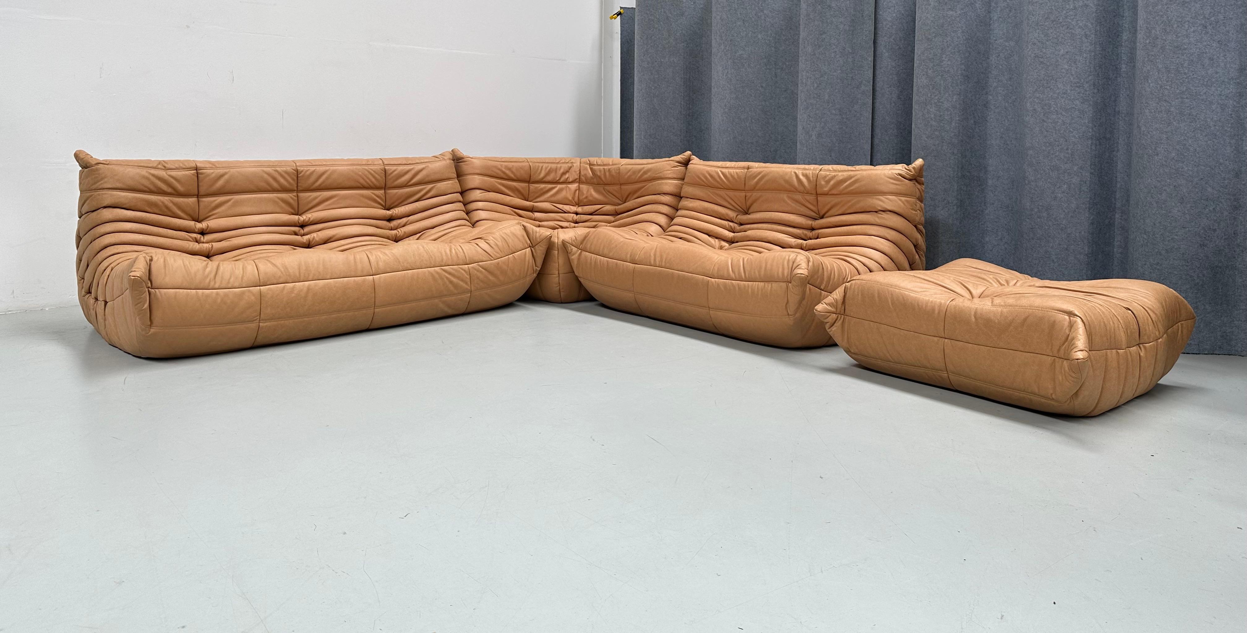 French Camel Leather Togo Living Room Set by Michel Ducaroy for Ligne Roset. For Sale 5