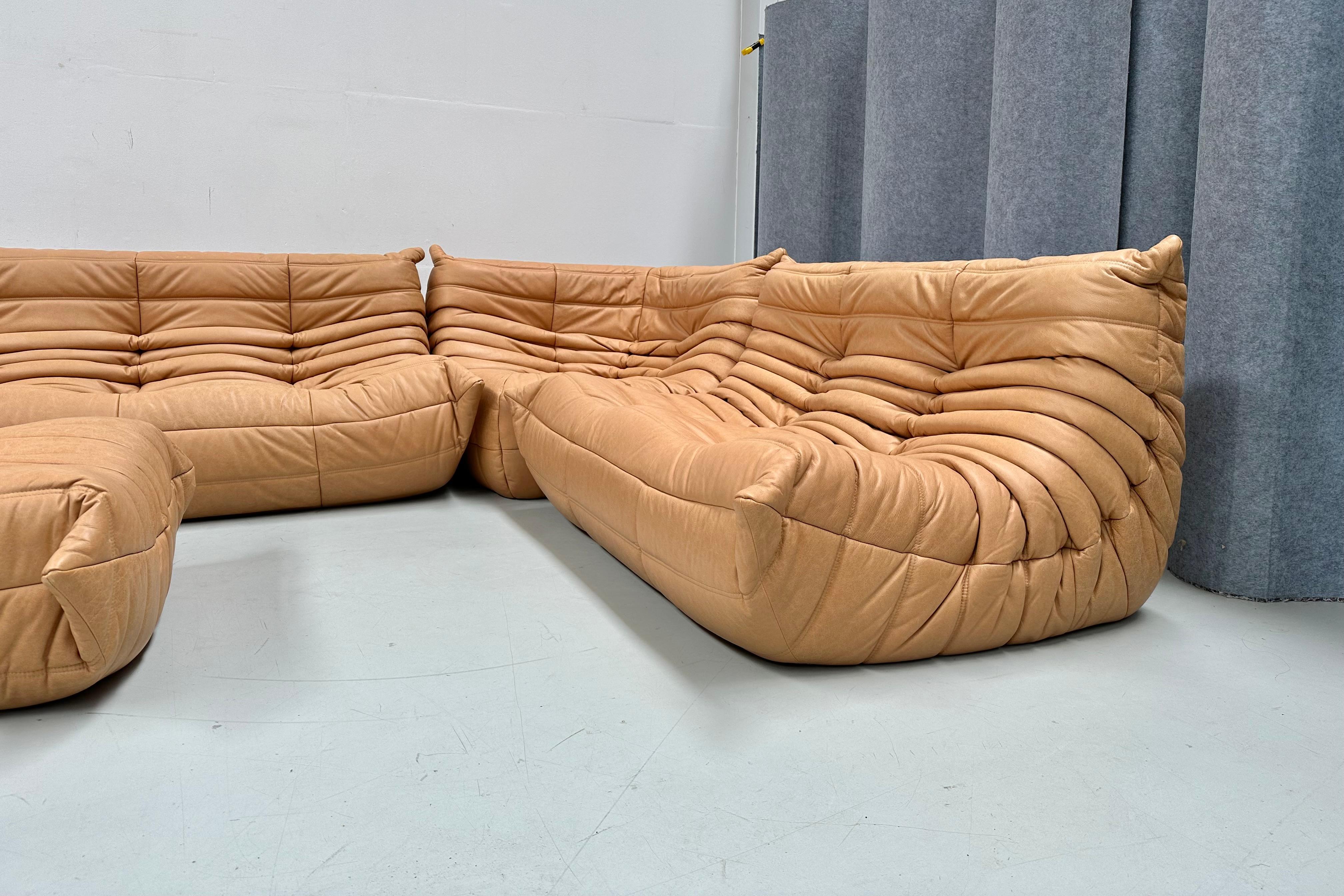 French Camel Leather Togo Living Room Set by Michel Ducaroy for Ligne Roset. For Sale 2