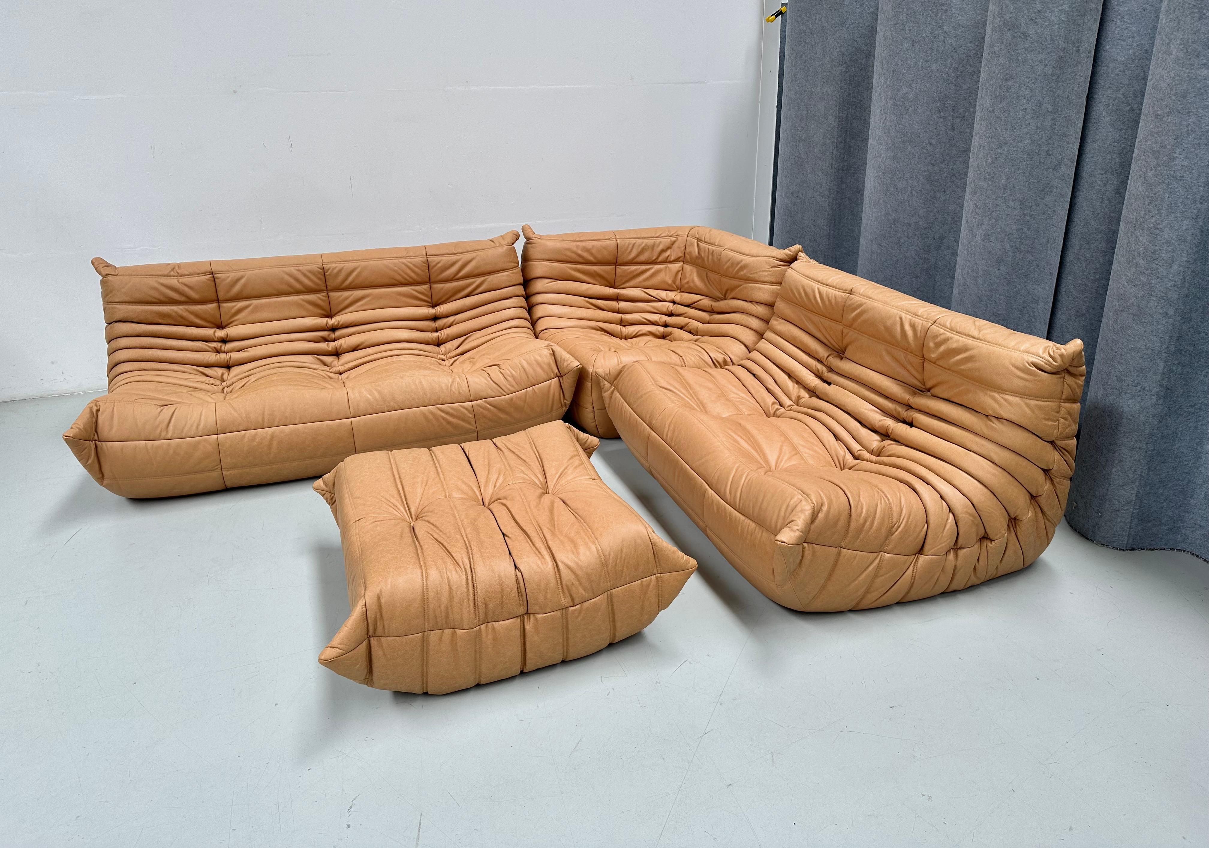 French Camel Leather Togo Living Room Set by Michel Ducaroy for Ligne Roset. For Sale 4