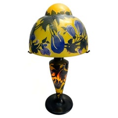 French Cameo 3 Layer Galle Style Table Lamp, Early 20th Century