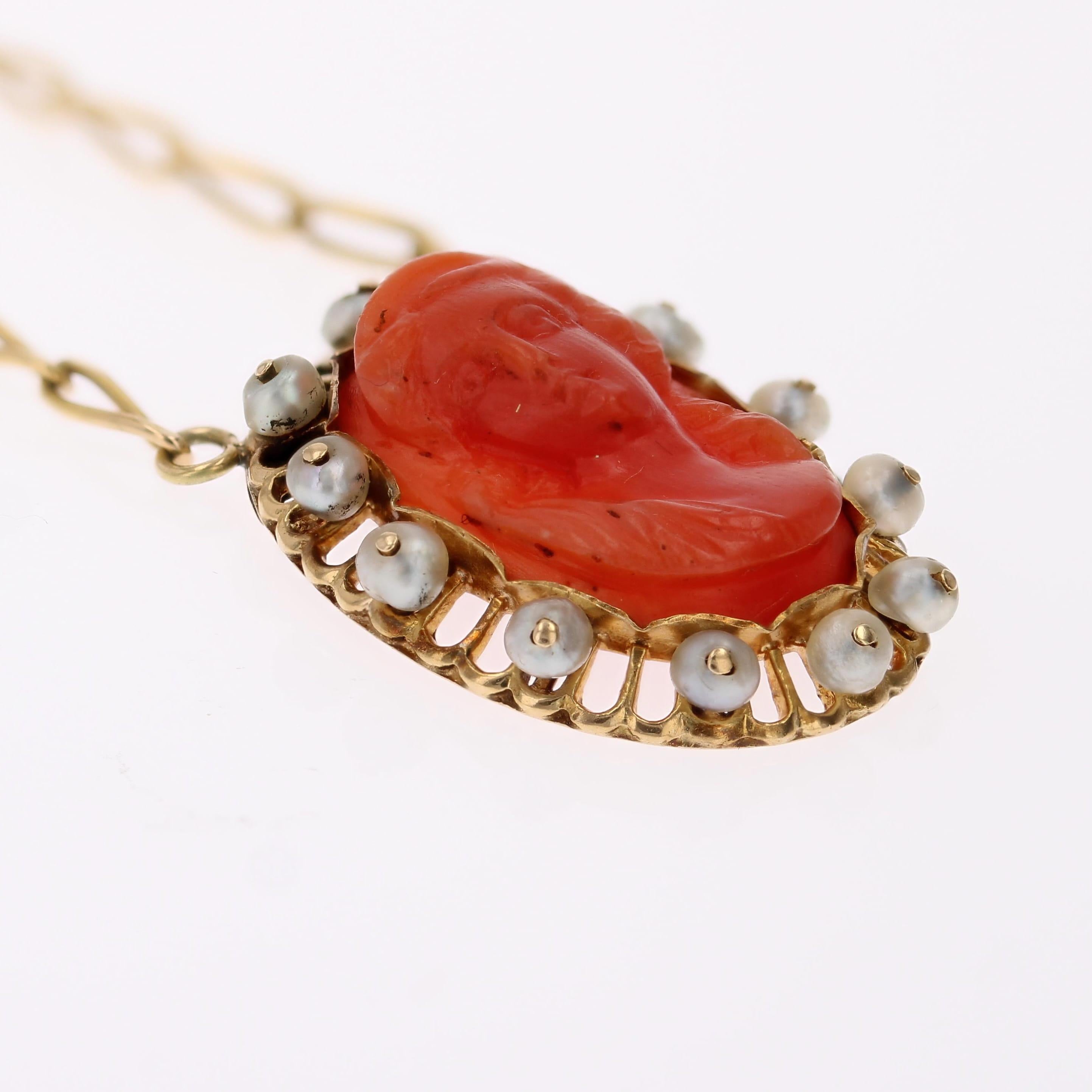 French Cameo Coral Fine Pearls 18 Karat Yellow Gold Pendant Necklace For Sale 5