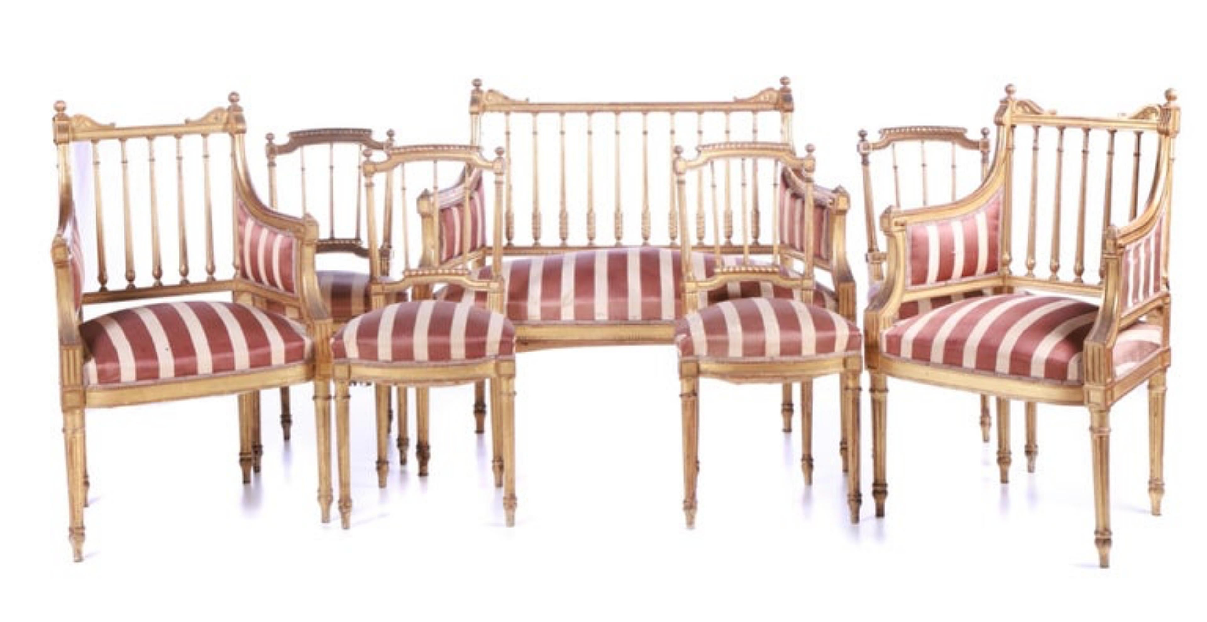 French Canape Set, 4 Chairs and 2 Armchairs Late 19th Century Early 20th Century In Good Condition For Sale In Madrid, ES