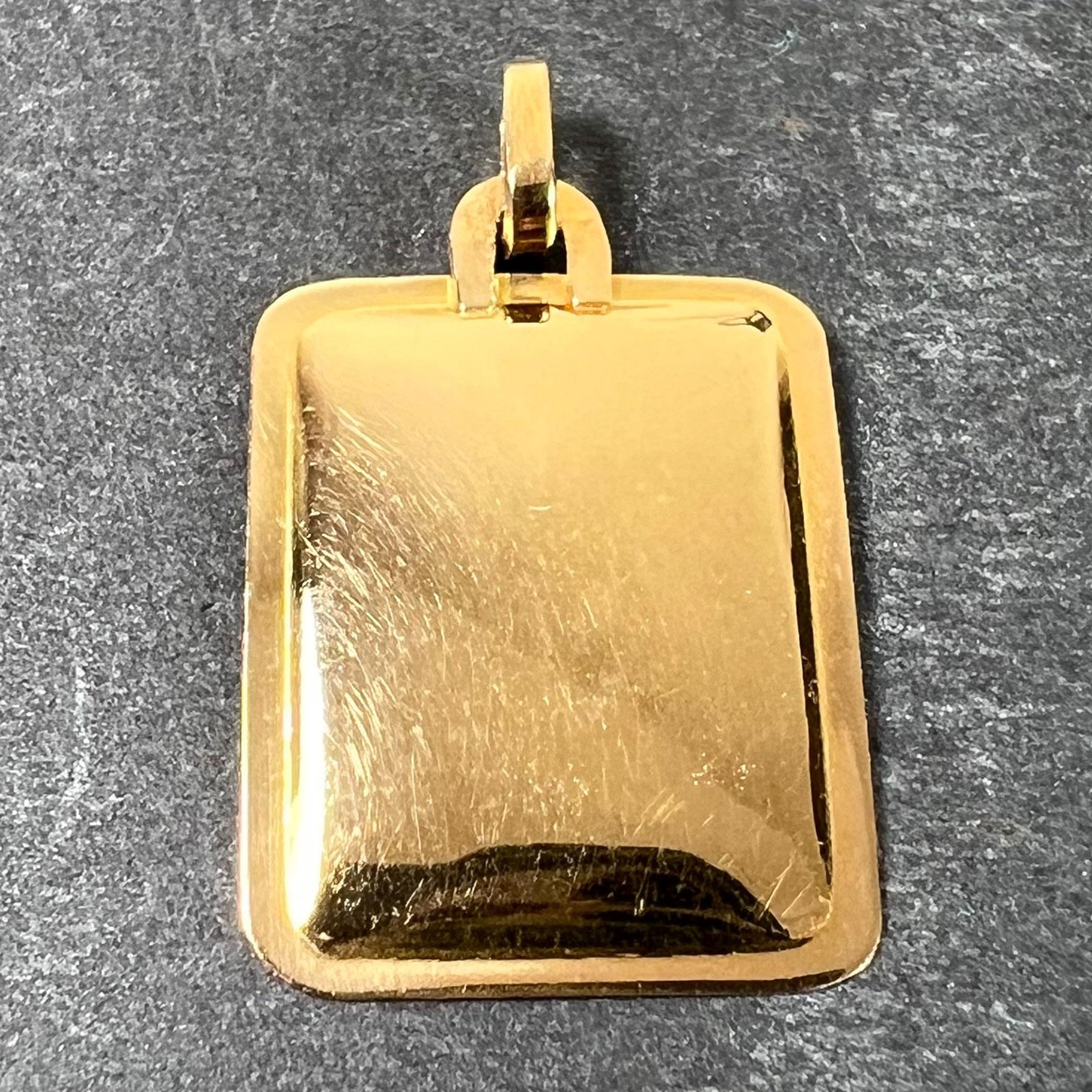 Ciondolo a forma di medaglia con charme in oro giallo 18 carati, segno zodiacale francese del Cancro In condizioni buone in vendita a London, GB