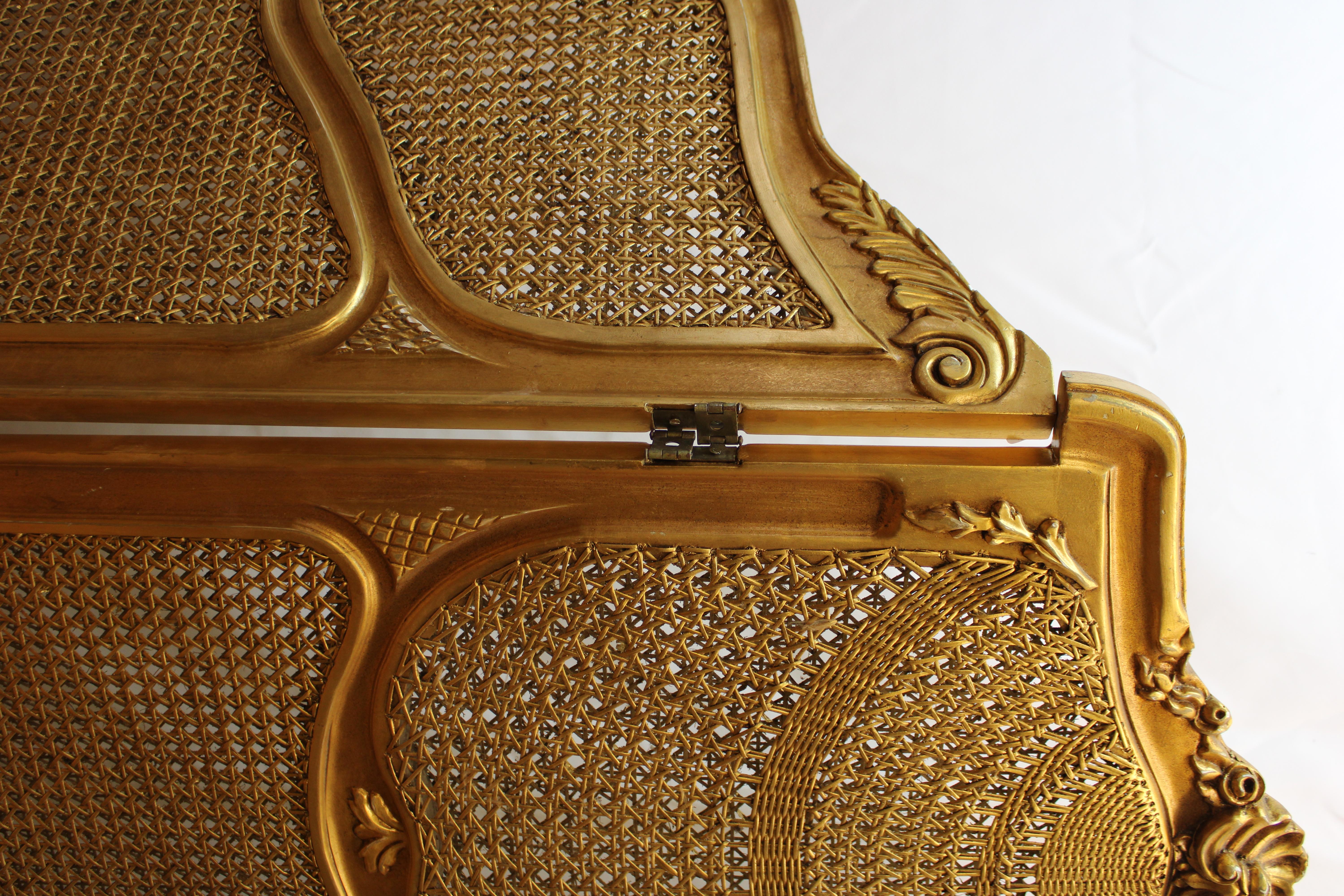 Unknown French Caned and Gilded Early 20th Century Screen For Sale