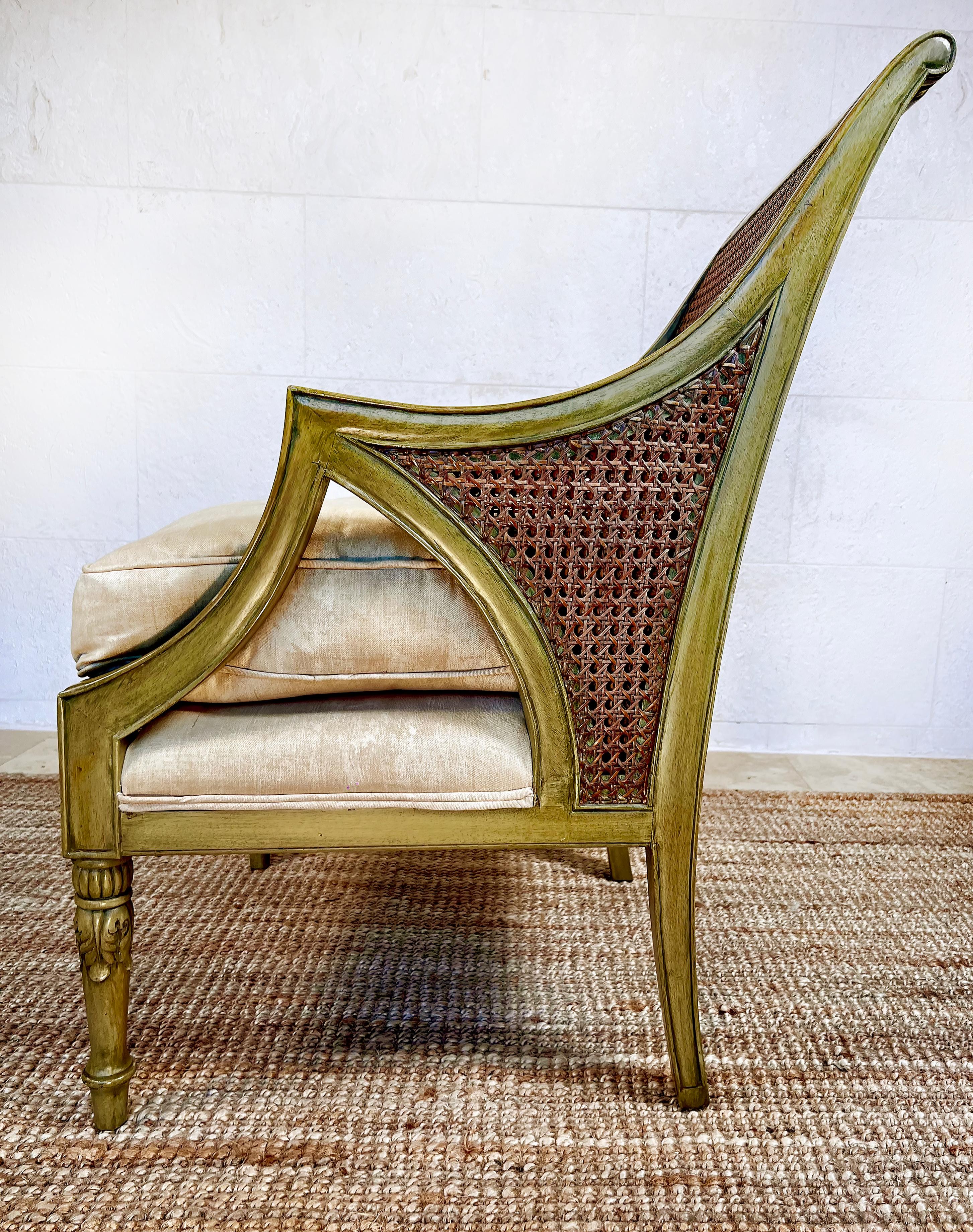French Caned Painted Bergere Chairs Louis XVI Style, Loose Seat Cushions Pair In Good Condition For Sale In Miami, FL