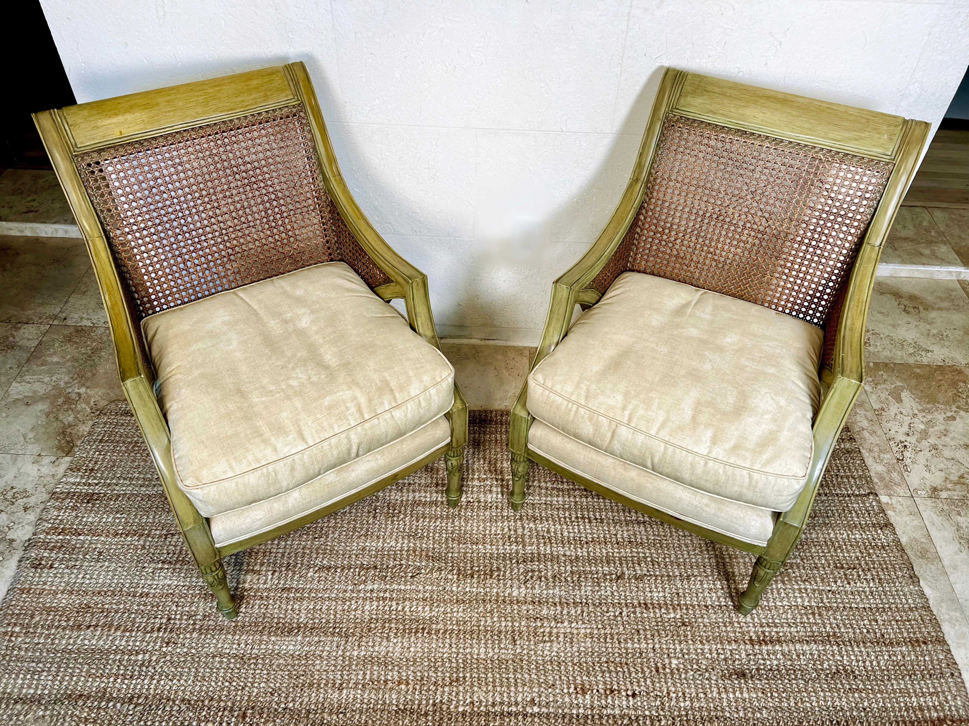 French Caned Painted Bergere Chairs Louis XVI Style, Loose Seat Cushions Pair For Sale 1