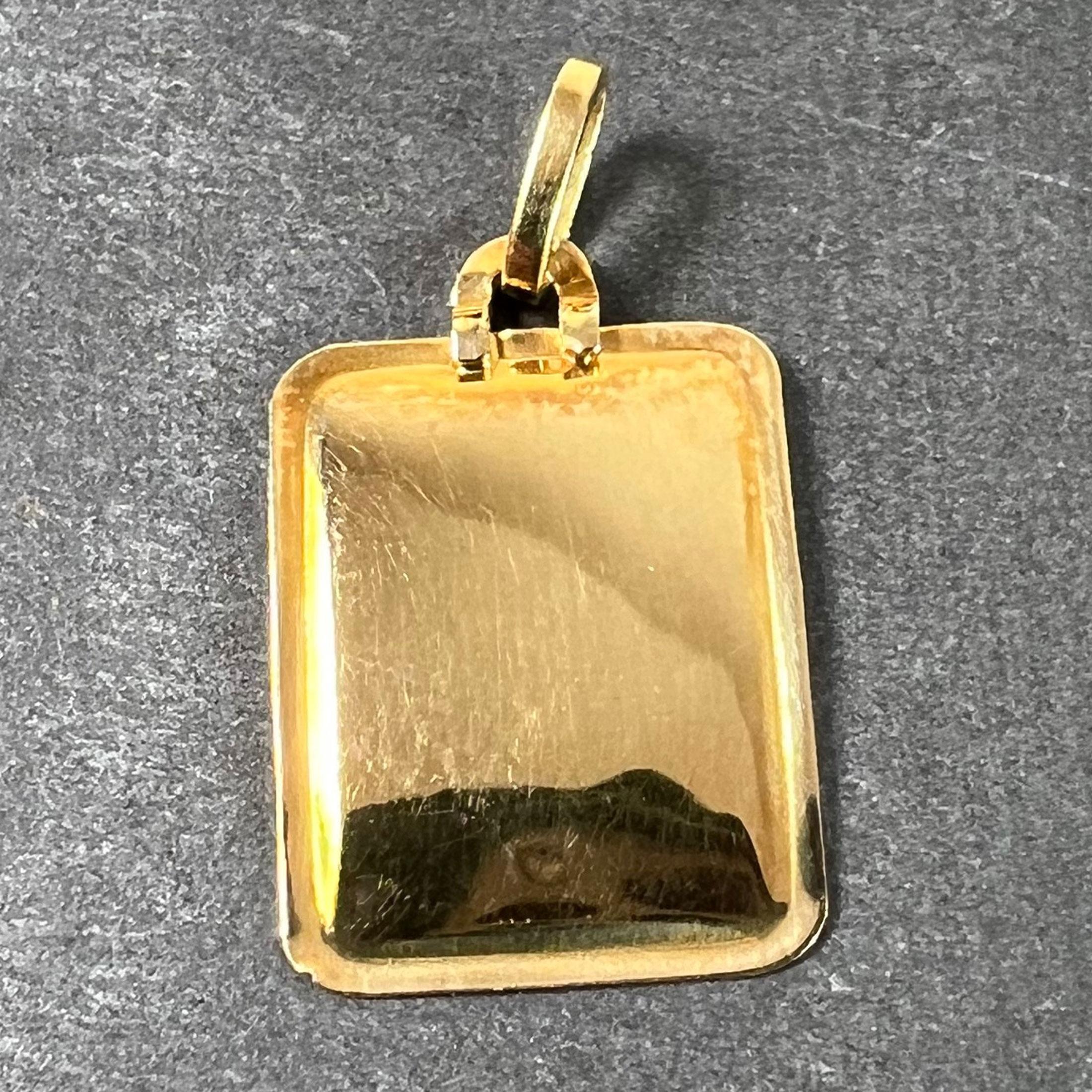 French Capricorn Starsign Zodiac 18K Yellow Gold Charm Medal Pendant In Good Condition For Sale In London, GB