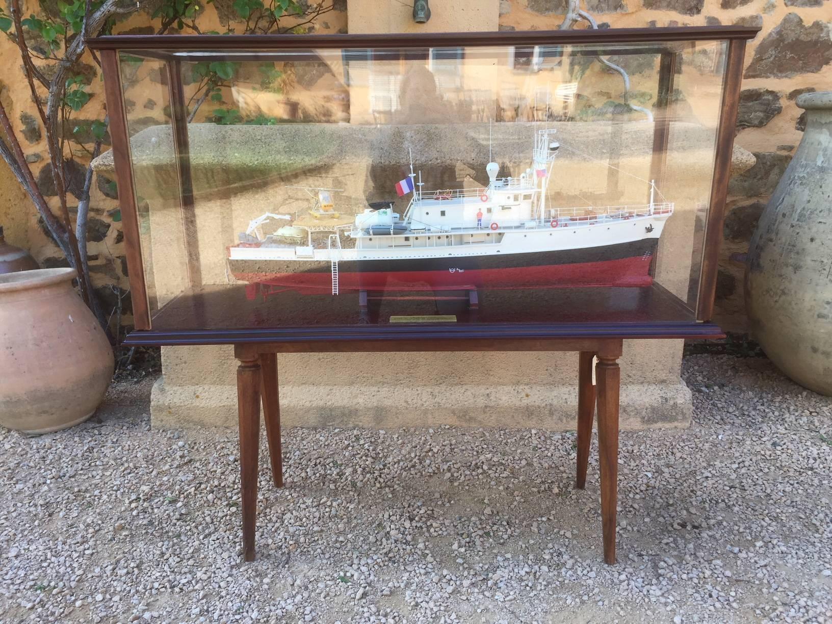 Very nice and rare Captain Cousteau Ocean research ship model under plexiglass from the 1950s.
