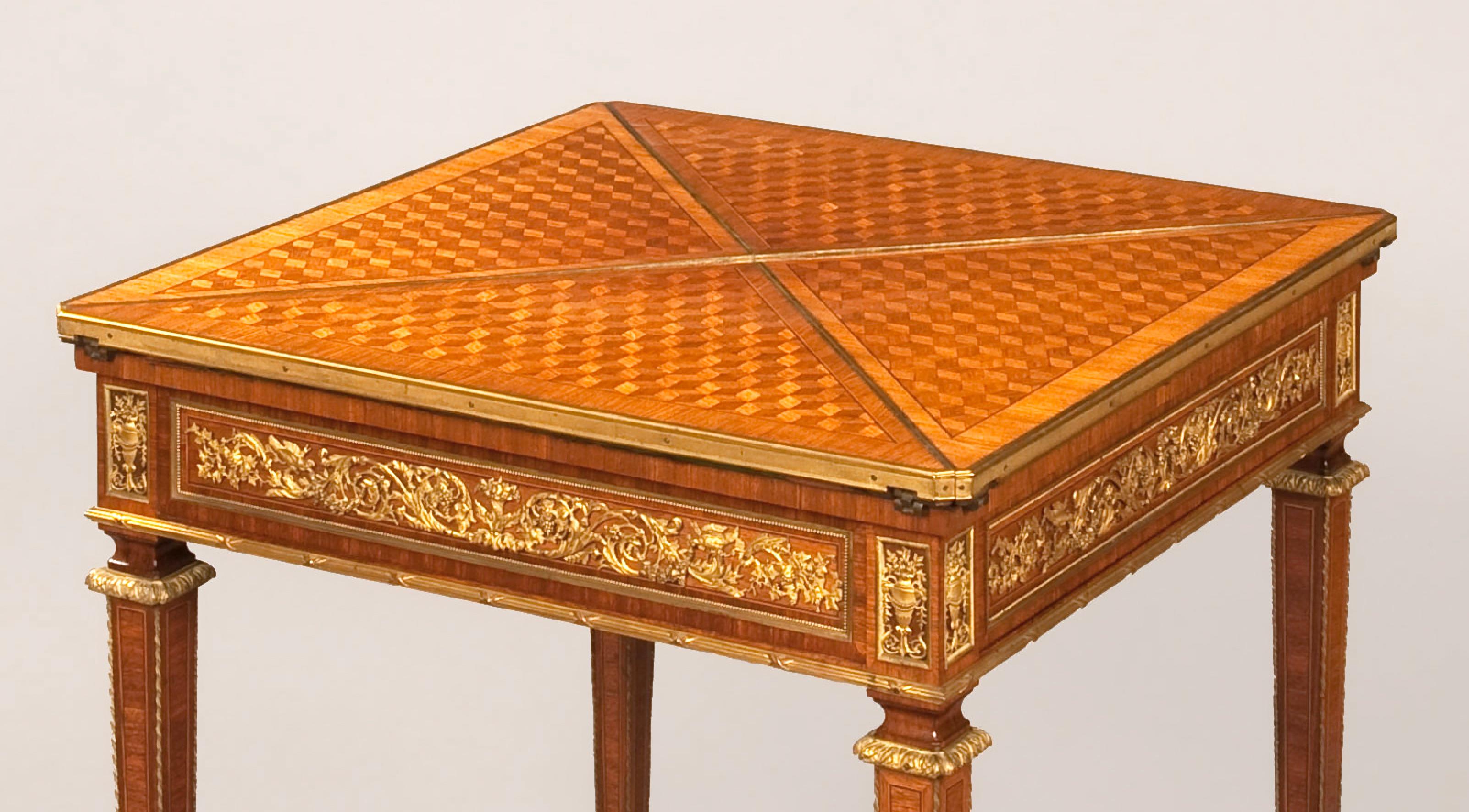 Louis XVI Table de poker française avec parqueterie et montures en bronze doré, XIXe siècle en vente