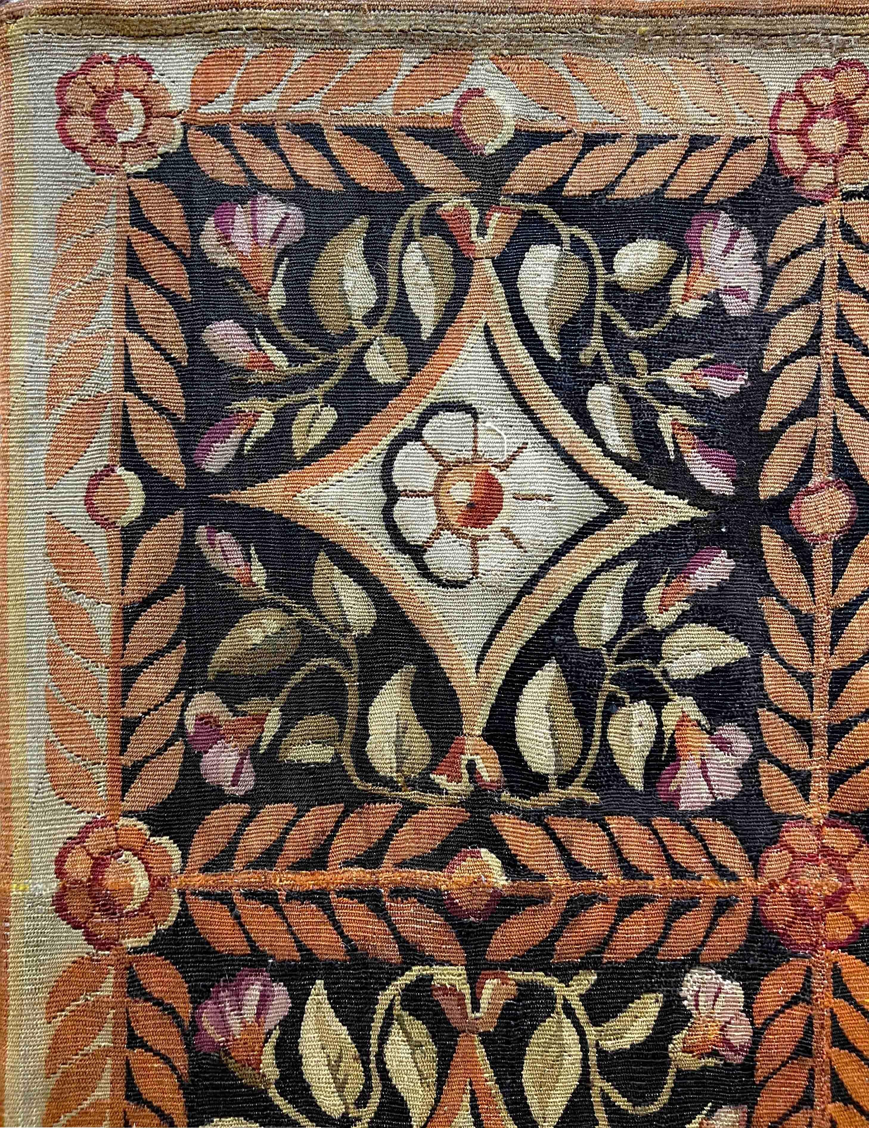 Tessuto a mano Tappeto francese della manifattura Royal Aubusson - 1m10x1m00 - Arazzo n. 917 in vendita