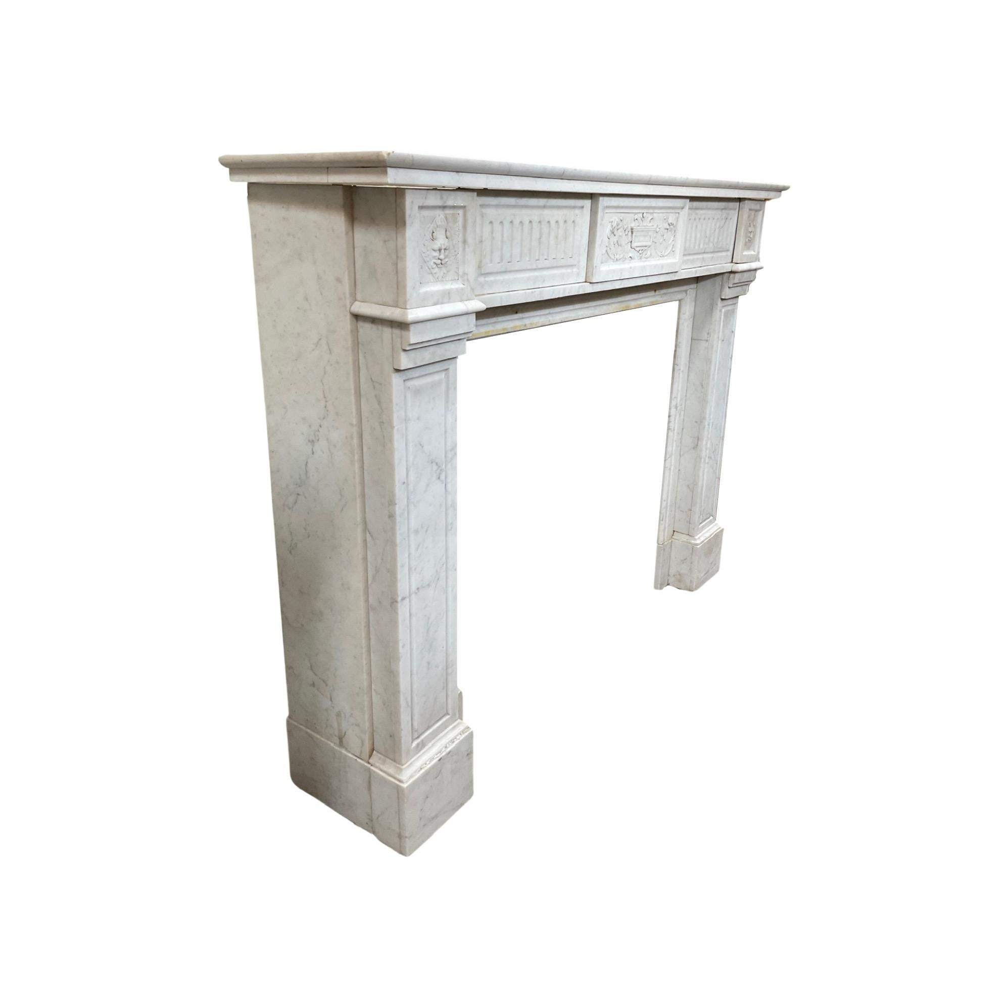 French Carrara Marble Mantel For Sale 2