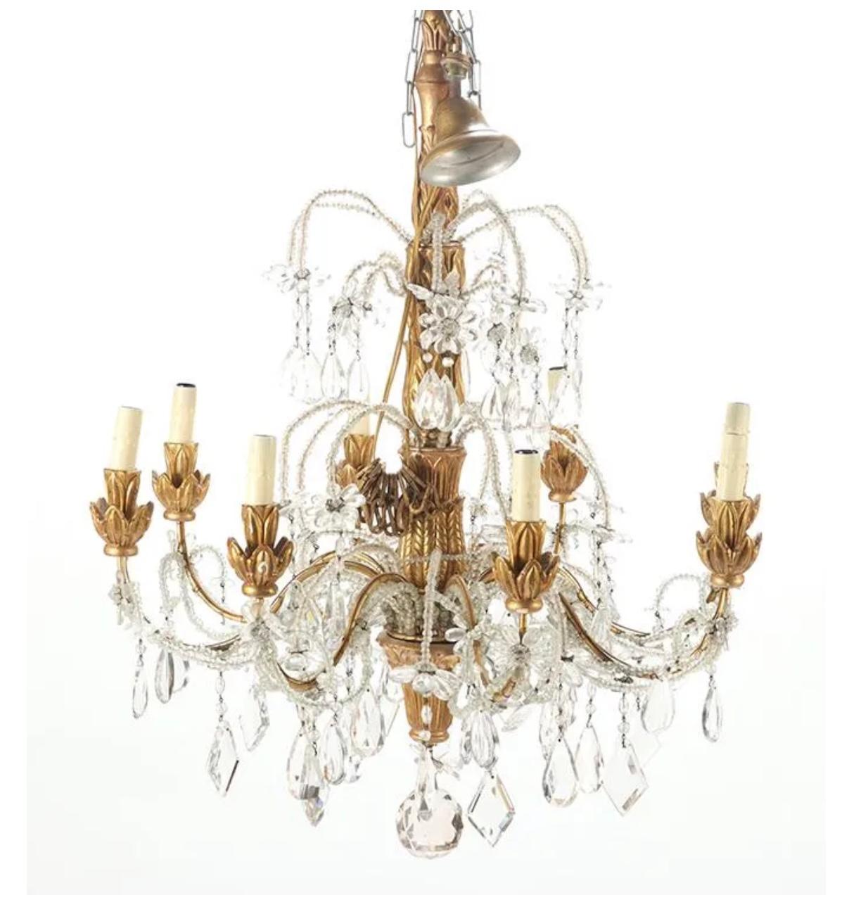 19th Century Italian Carved and Giltwood Chandelier with Beaded Decoration  3