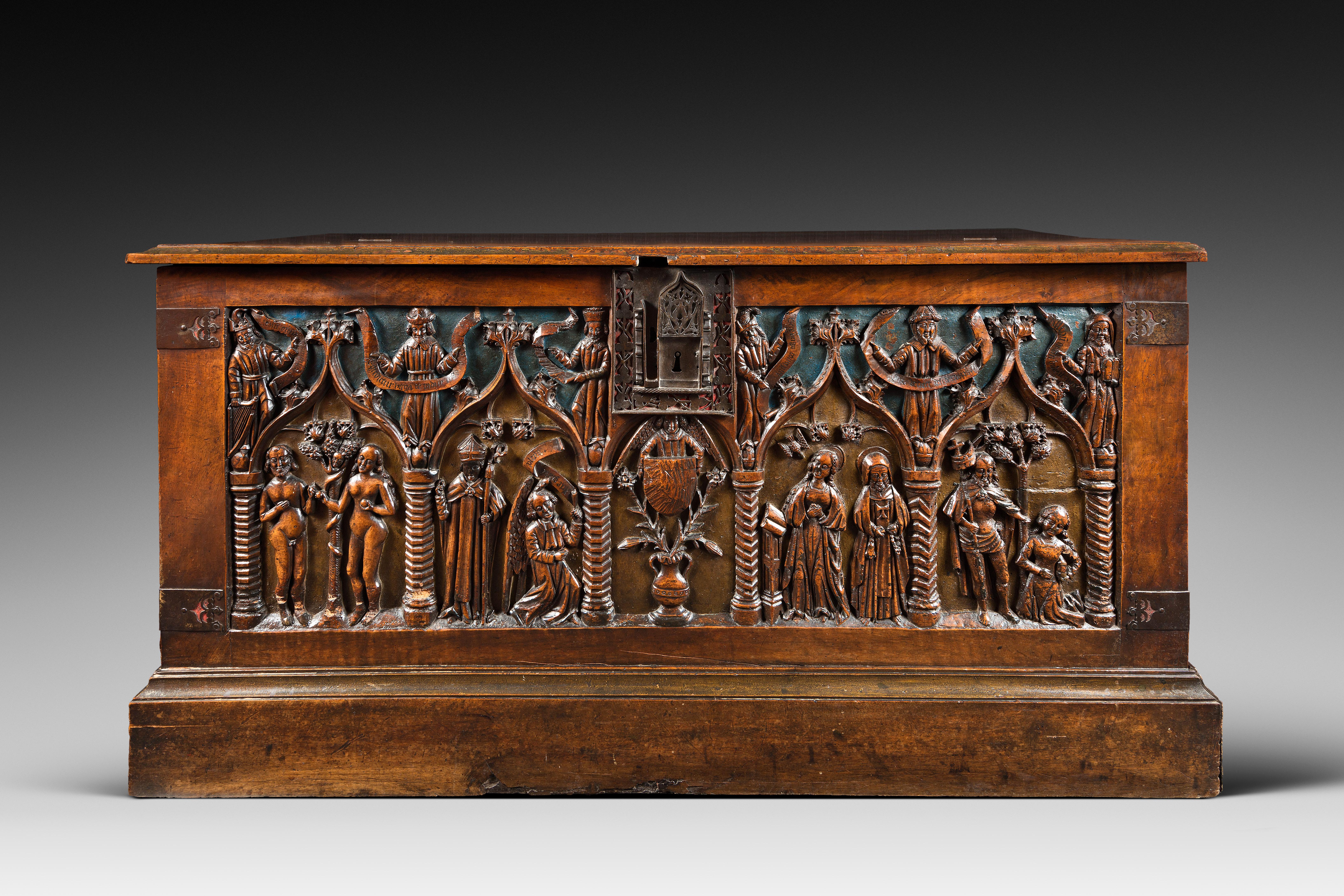 Provenance : 
Collection of Pierre Louis Bresset
Collection of Gustave Eiffel

Fine traces of blue and golden pigment

This walnut state-chest is composed of elements dovetailed on the back. The exceptionnally rich facade is made of an only