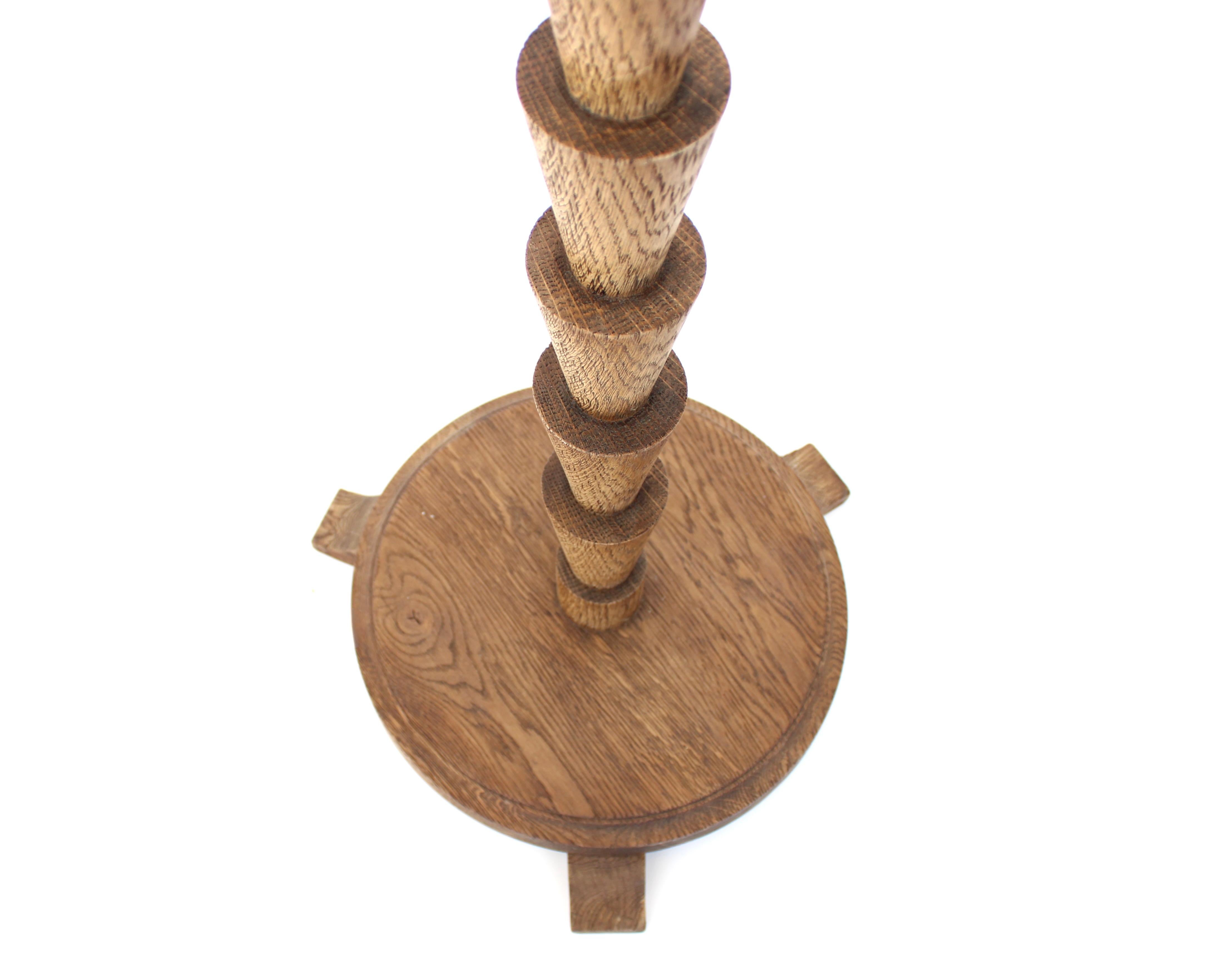 French Carved And Turned Raw Wire Brushed Oak Floor Lamp  France, circa 1940 For Sale 4