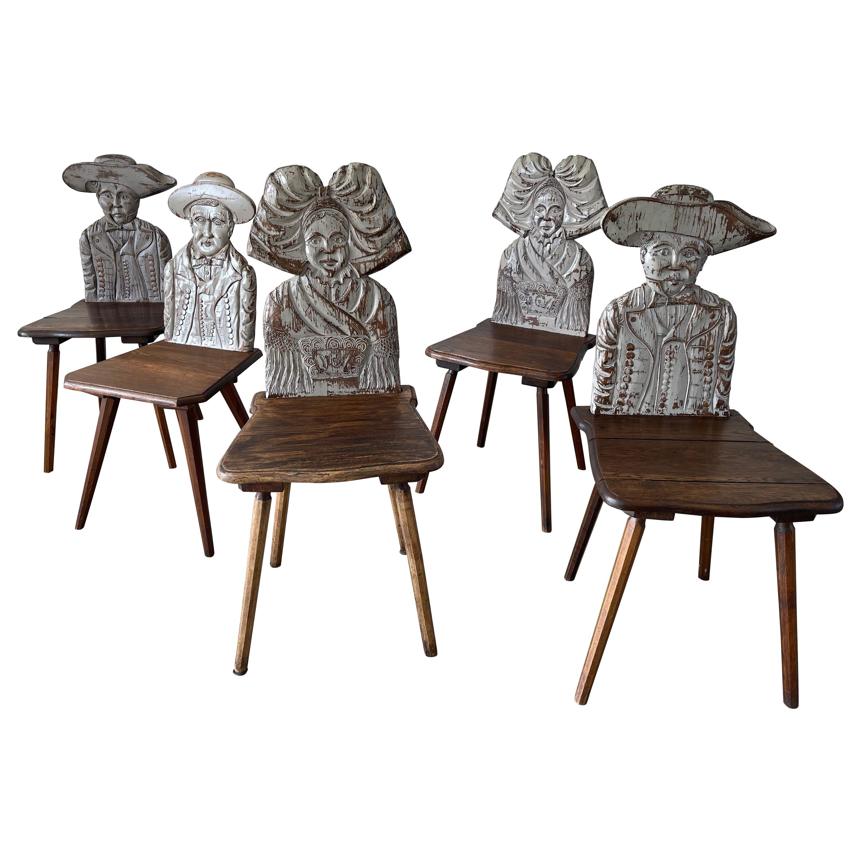 Sedia da pranzo francese intagliata