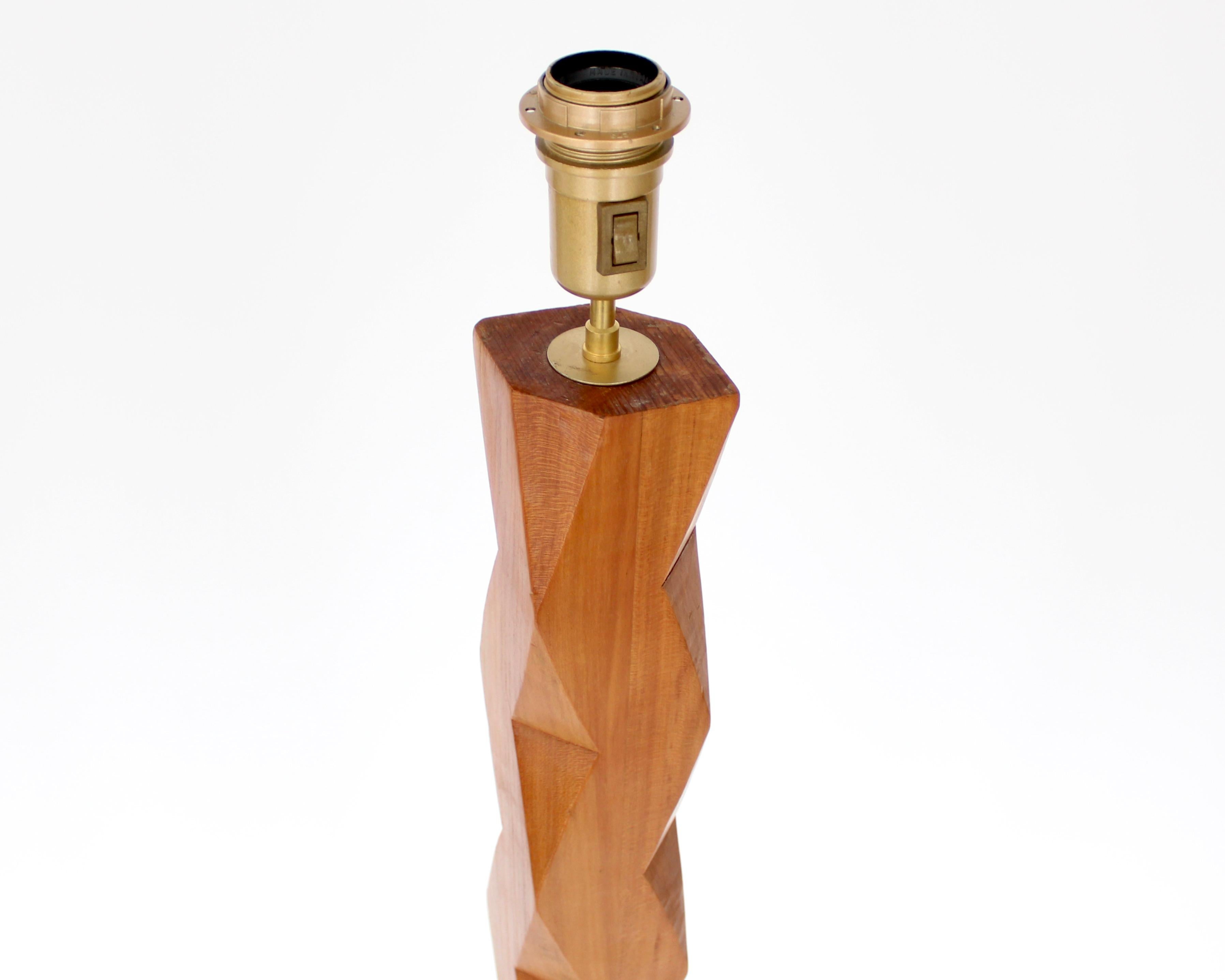 Late 20th Century French Carved Faceted Sculptural Elm Wood Floor Lamp Inspired by Brancusi