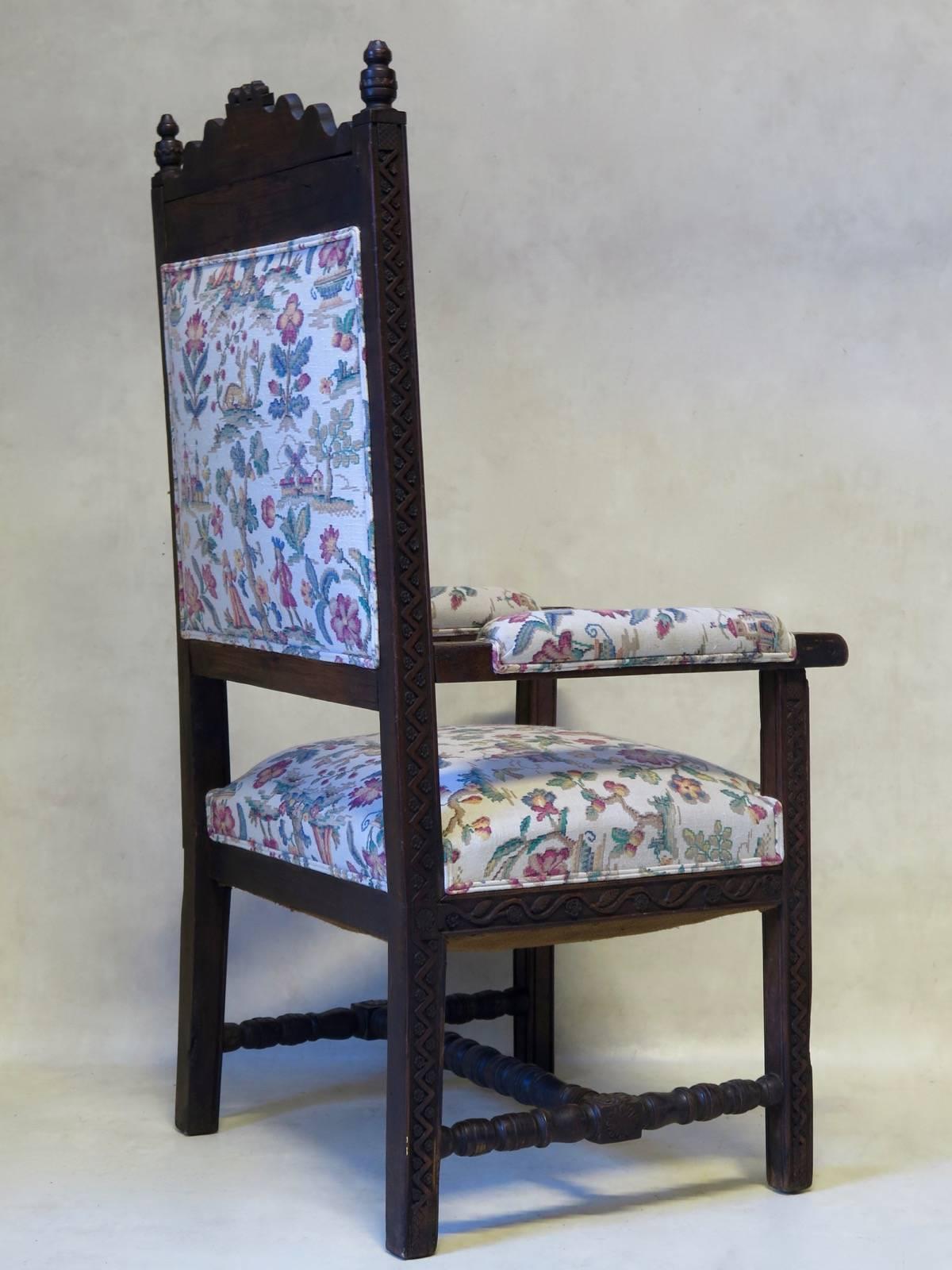 French Carved Folk Art Chair, circa 1880s In Fair Condition For Sale In Isle Sur La Sorgue, Vaucluse