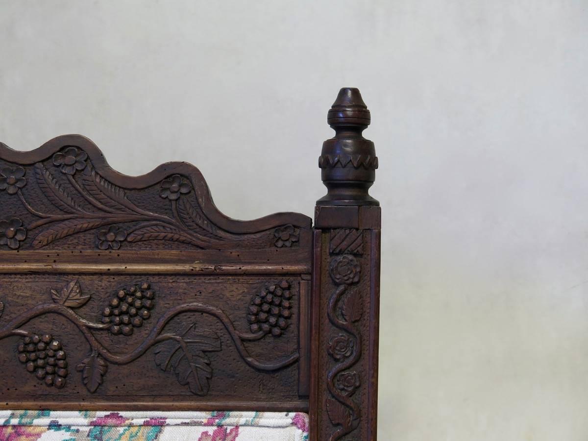 French Carved Folk Art Chair, circa 1880s For Sale 3