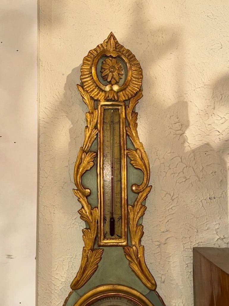 French Carved Gilt Barometer In Good Condition For Sale In Dallas, TX