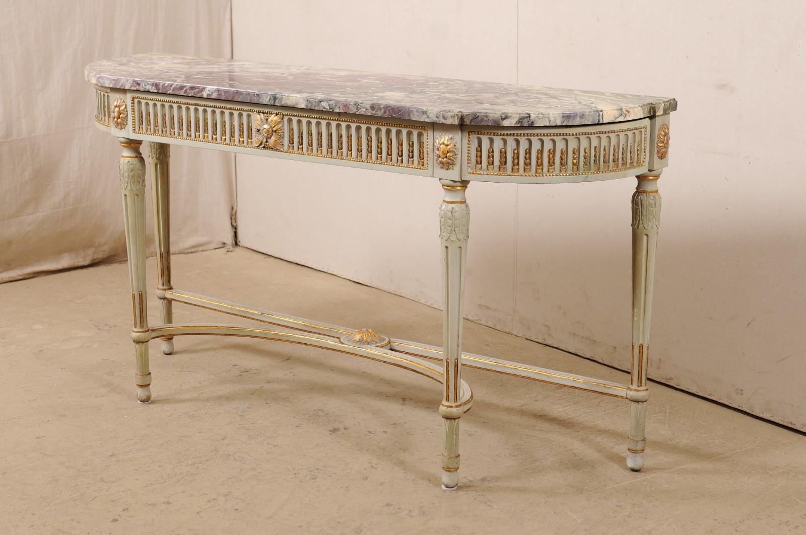 French Carved & Gilt Wood Console Table w/Marble Top, Turn of 18th & 19th C. In Good Condition In Atlanta, GA