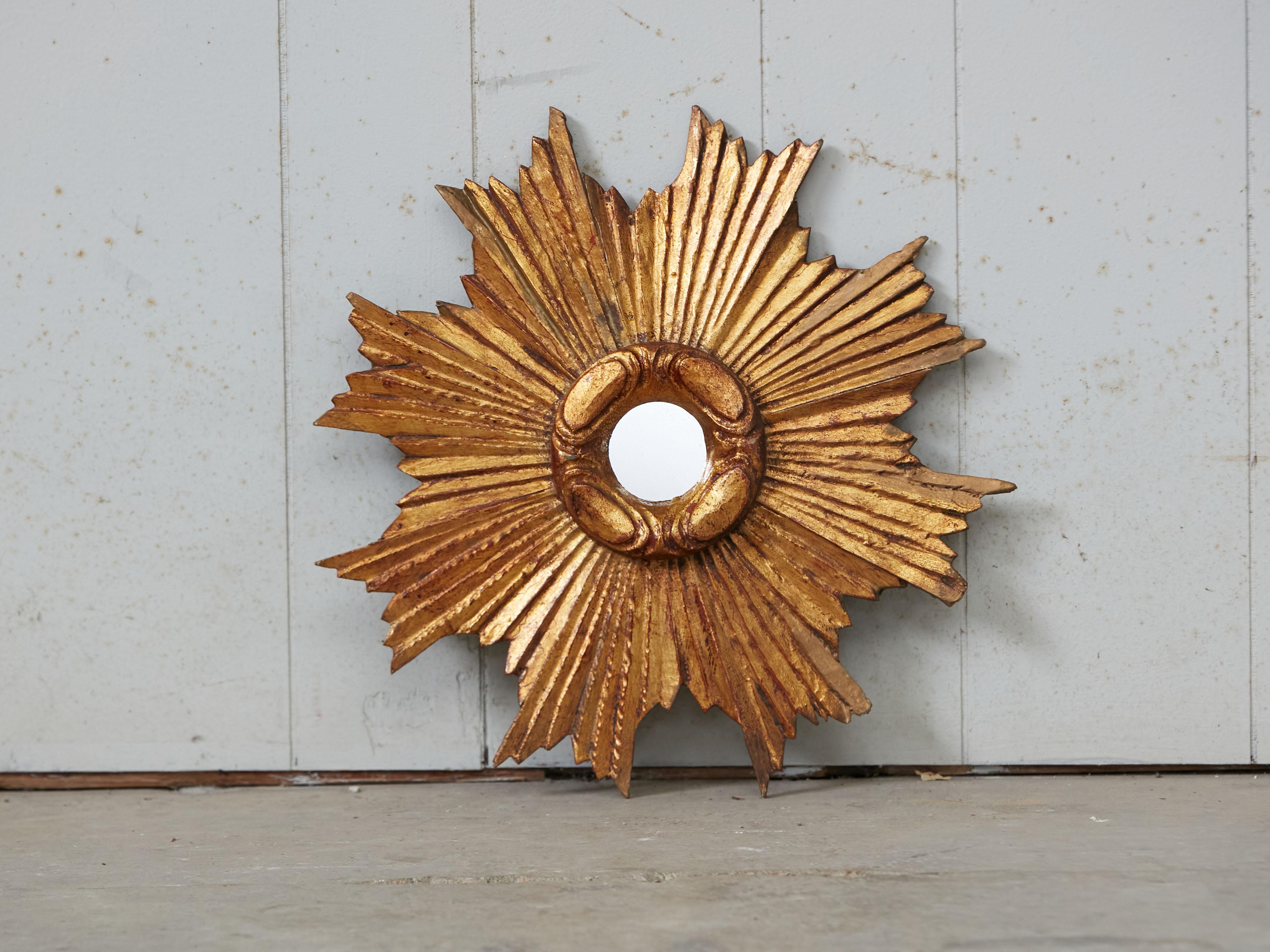 French Carved Giltwood Sunburst Mirror with Cloudy Frame, circa 1930-1940 In Good Condition In Atlanta, GA