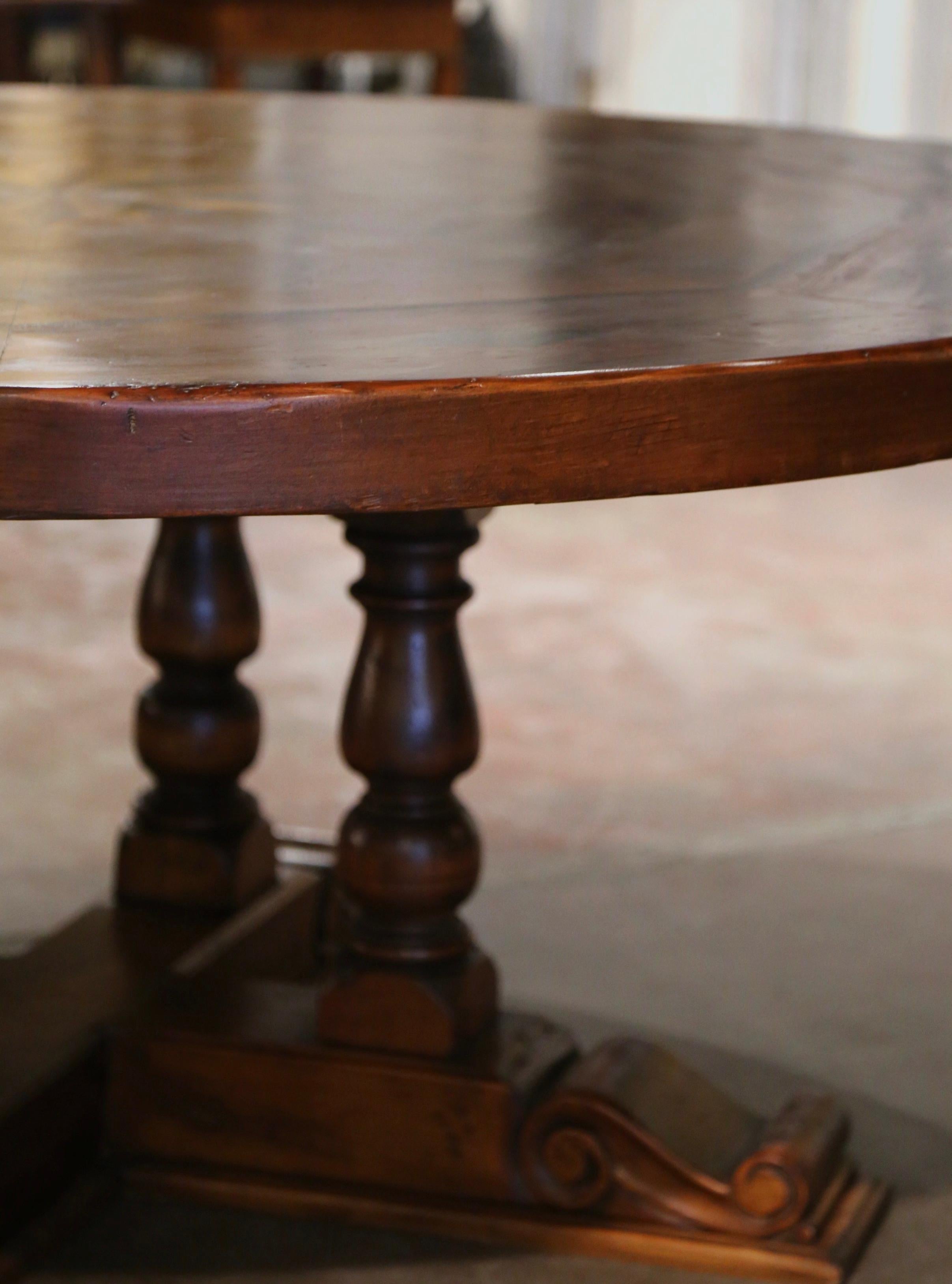 French Carved Marquetry Decor Walnut and Pine Pedestal Round Dining Table For Sale 7