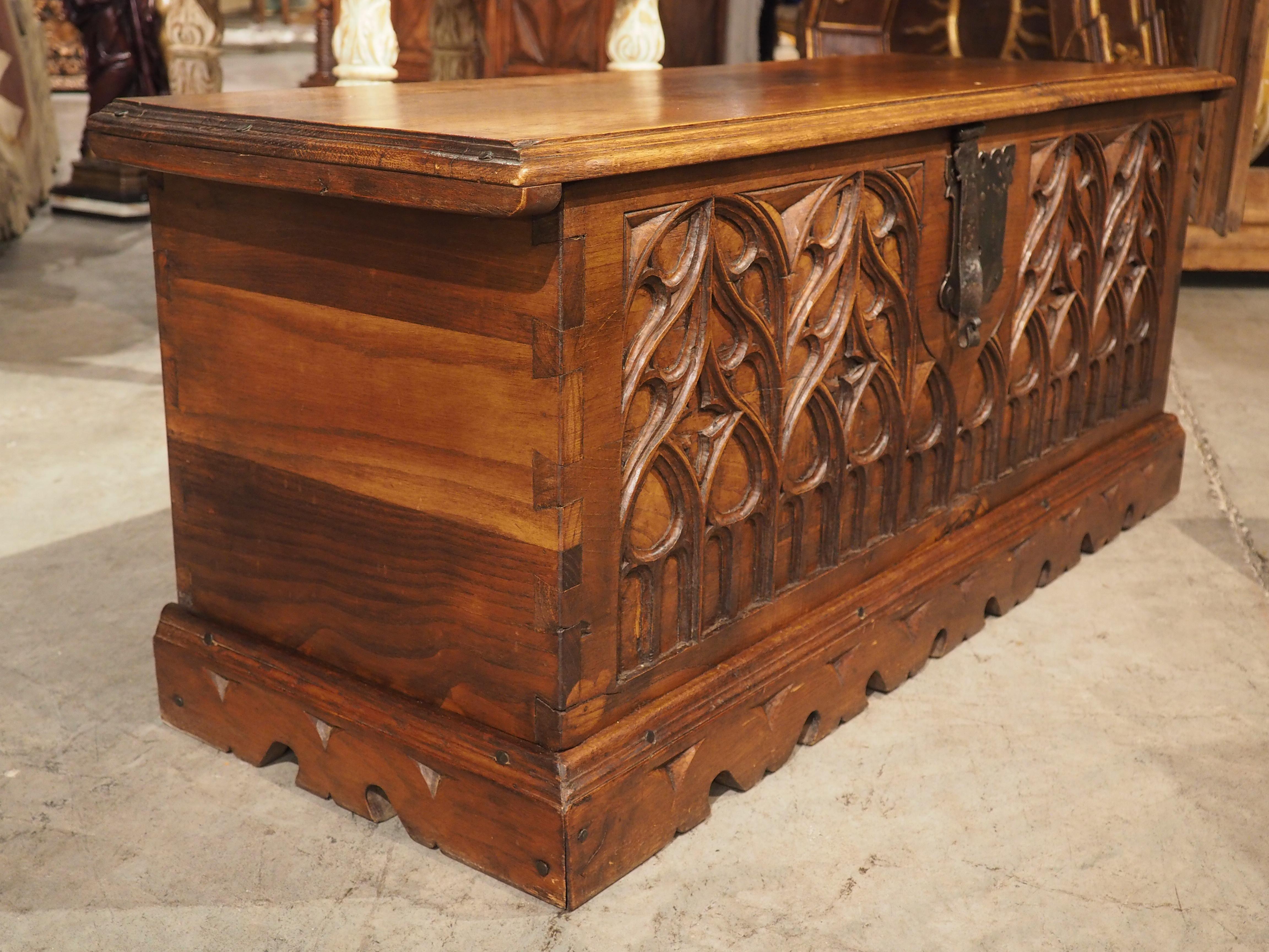 French Carved Oak Gothic Style Blanket Chest or Trunk, Early to Mid 1900s 5