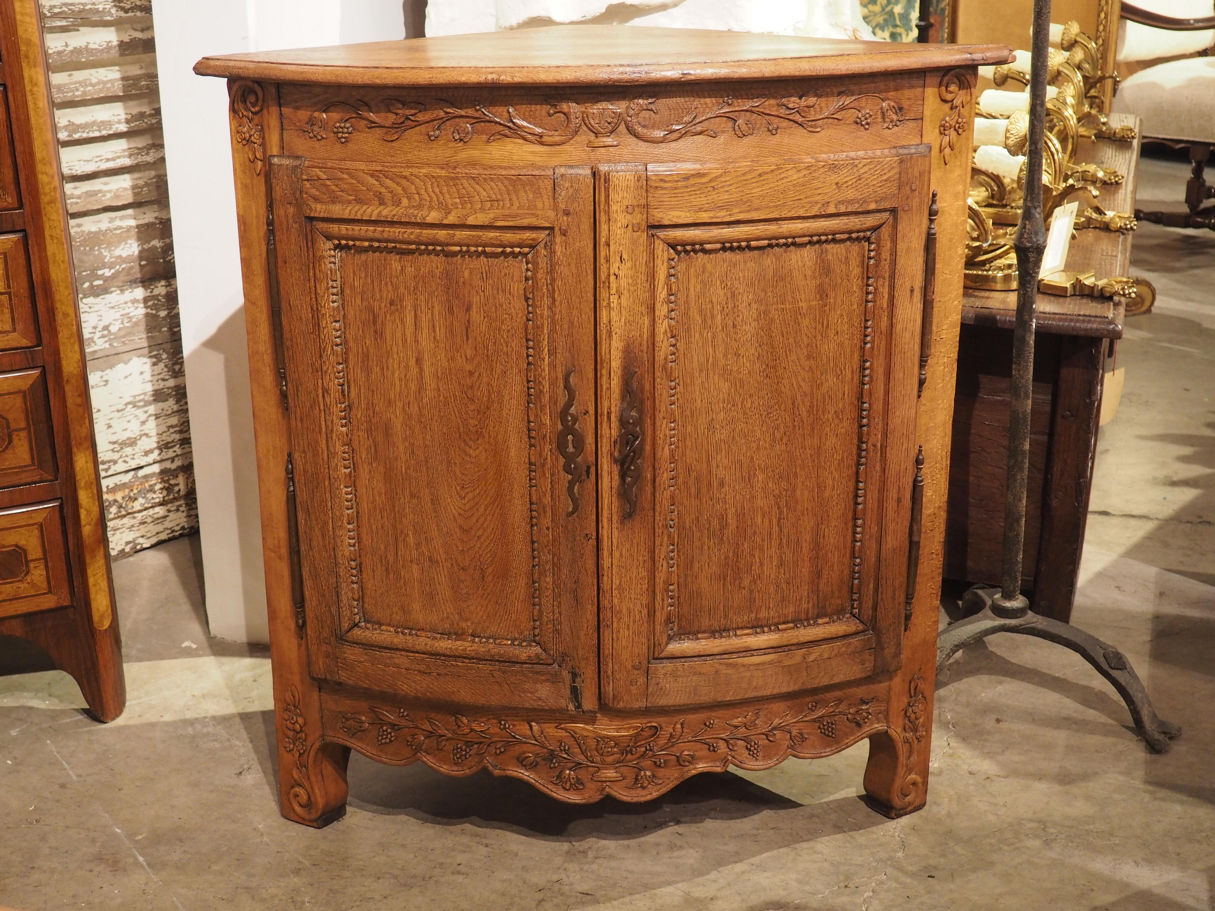 French Carved Oak Transitional Style Corner Cabinet, Circa 1780 For Sale 9