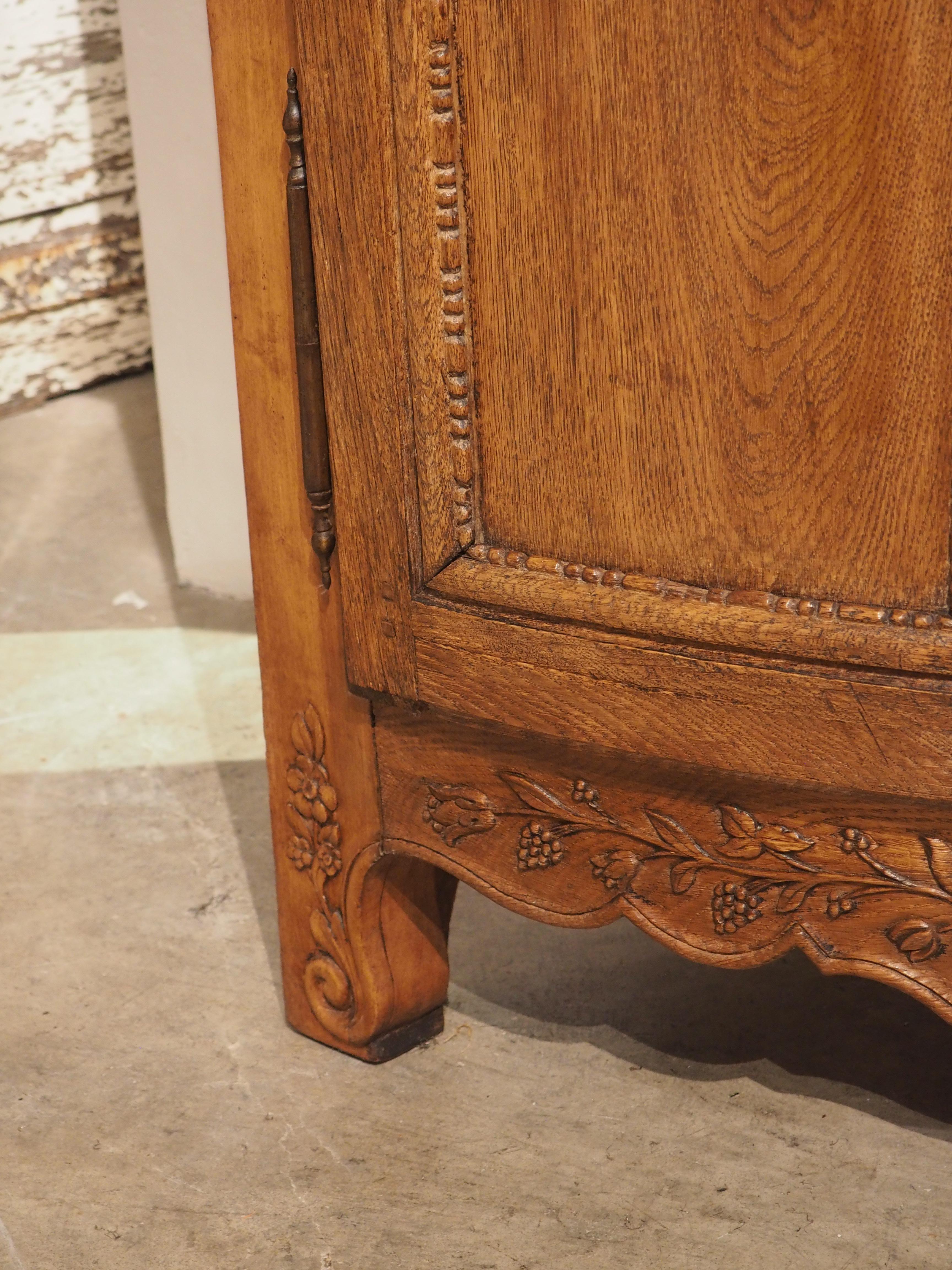 Louis XV French Carved Oak Transitional Style Corner Cabinet, Circa 1780 For Sale