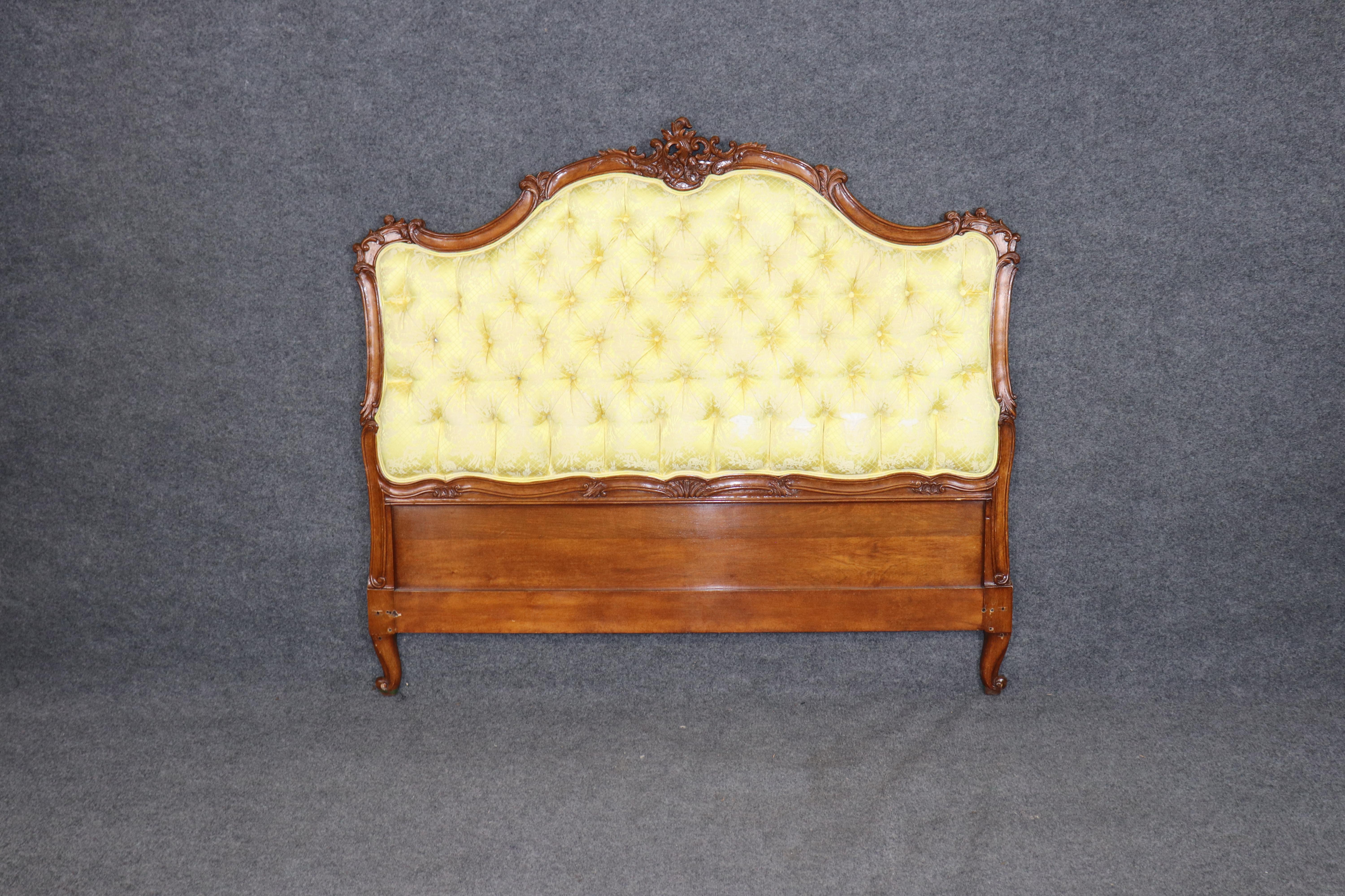 This exquisite French Louis XV style tufted headboard showcases the opulence and romance of 18th-century France. Expertly carved from solid hardwood, the frame features flowing rococo curves, floral motifs, and a graceful serpentine silhouette