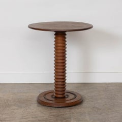 Table d'appoint sculptée par Charles Dudouyt