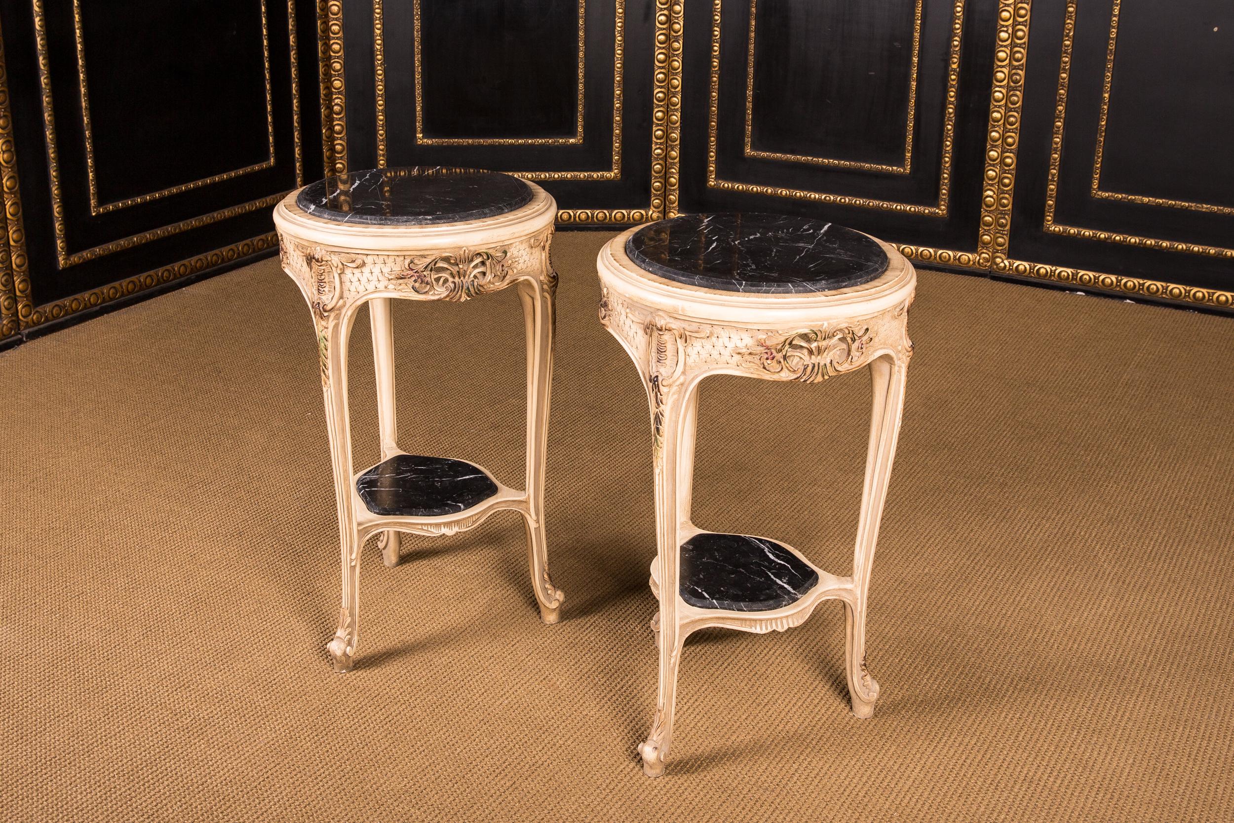 French Carved Side Table Marble Top in the Louis Quinze Style In Good Condition In Berlin, DE