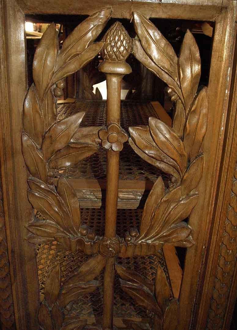 French Carved Three-Tier Marble Top Shelf 5