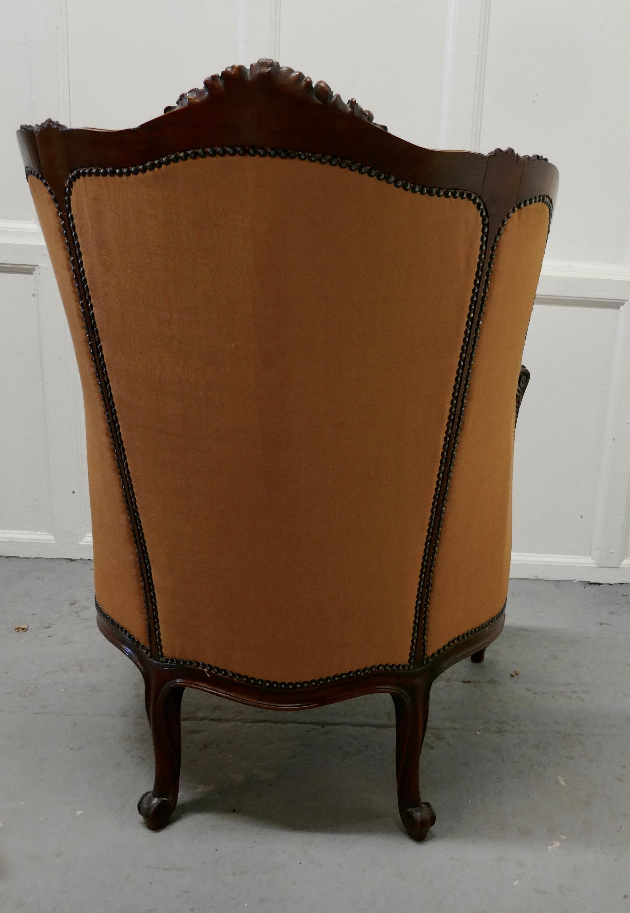 French Carved Walnut and Salon Chair, Upholstered in Silk For Sale 2