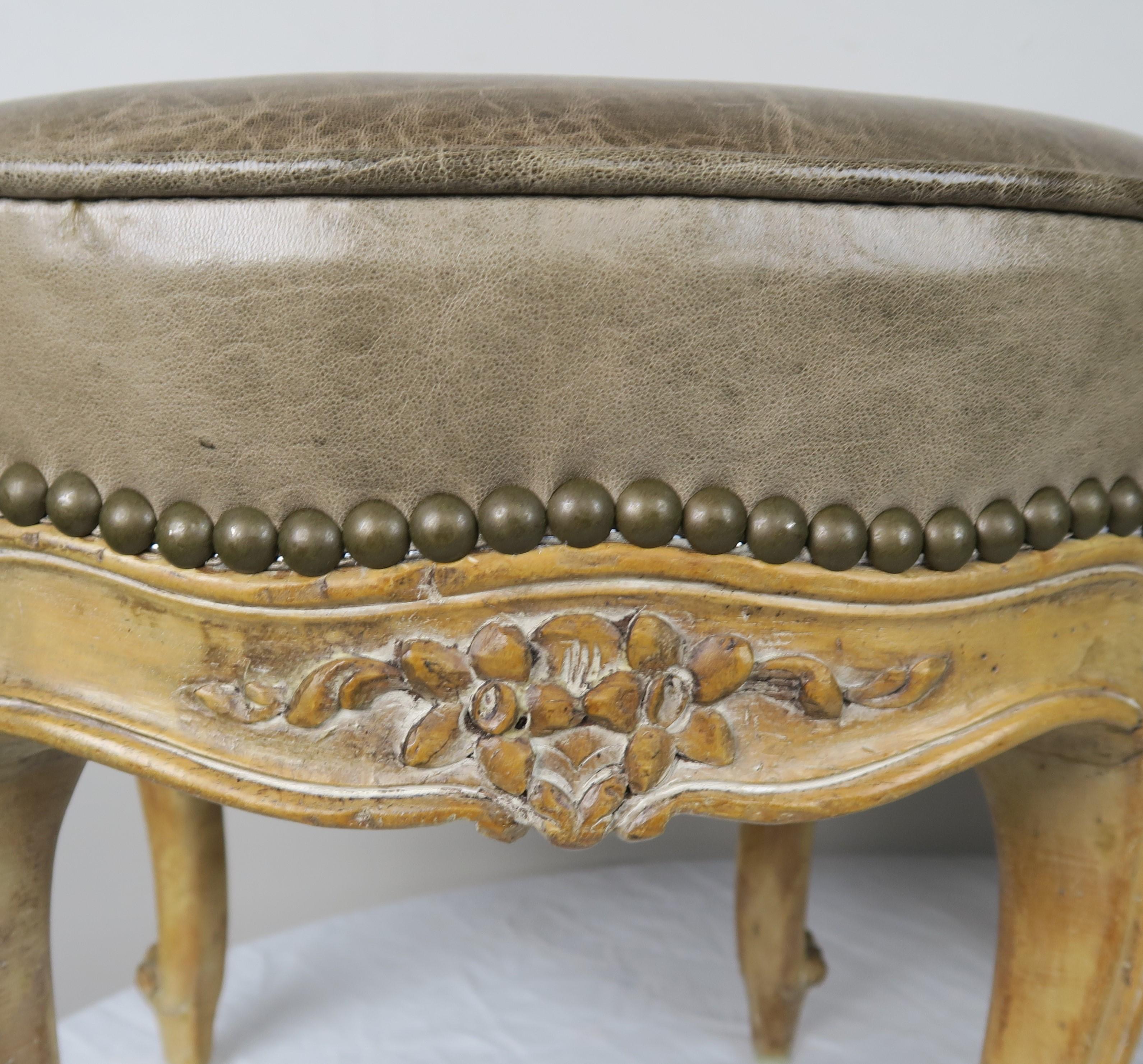 Louis XV French Carved Walnut Leather Upholstered Stools, circa 1930s, Pair