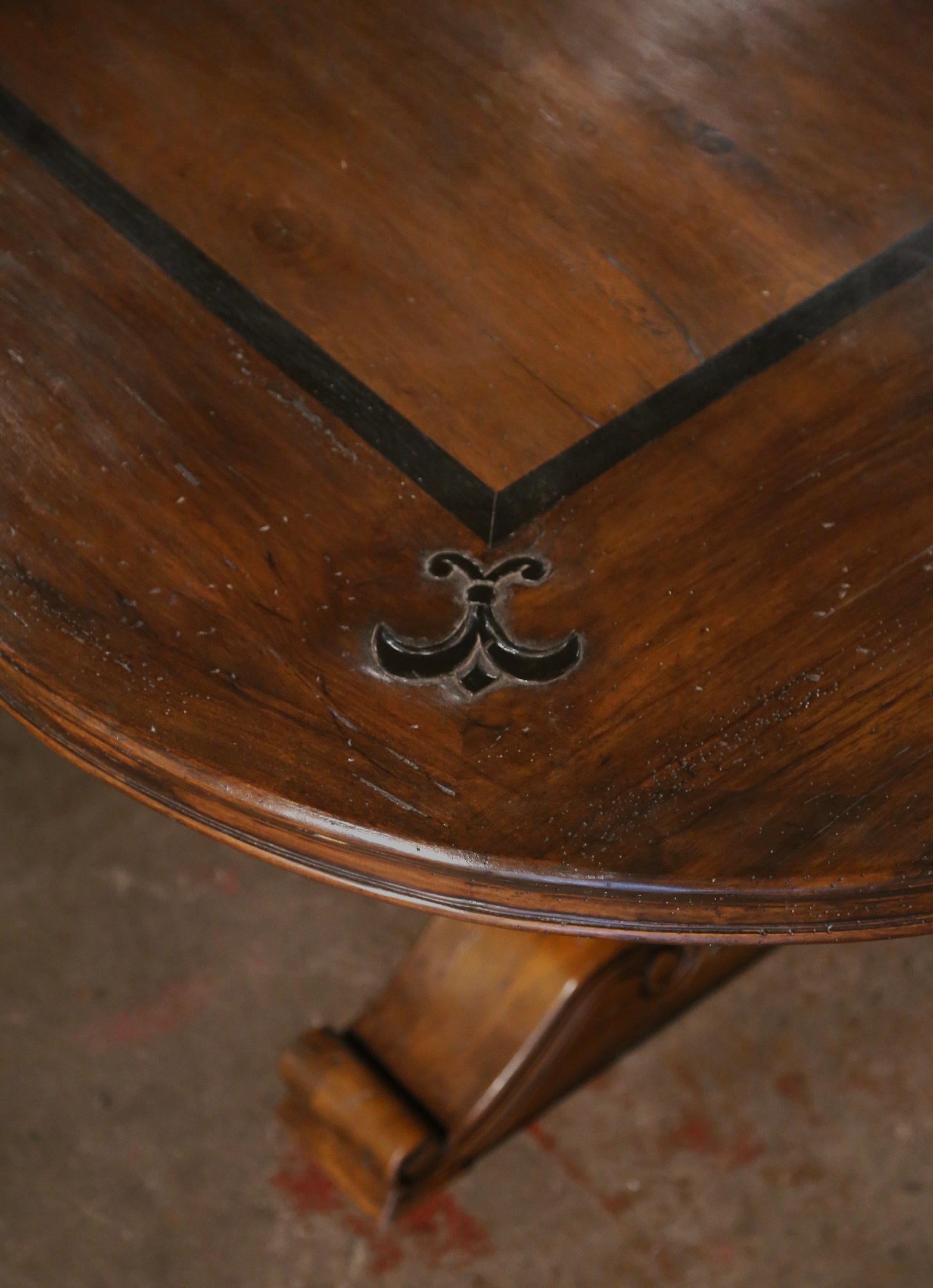 French Carved Walnut with Inlay Decor and Fleur-de-lys Trestle Dining Table For Sale 5