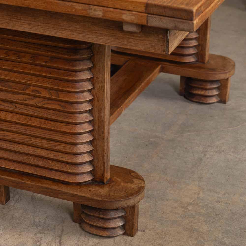 Französisch geschnitzt Wood Brutalist Tisch von Charles Dudouyt im Angebot 3