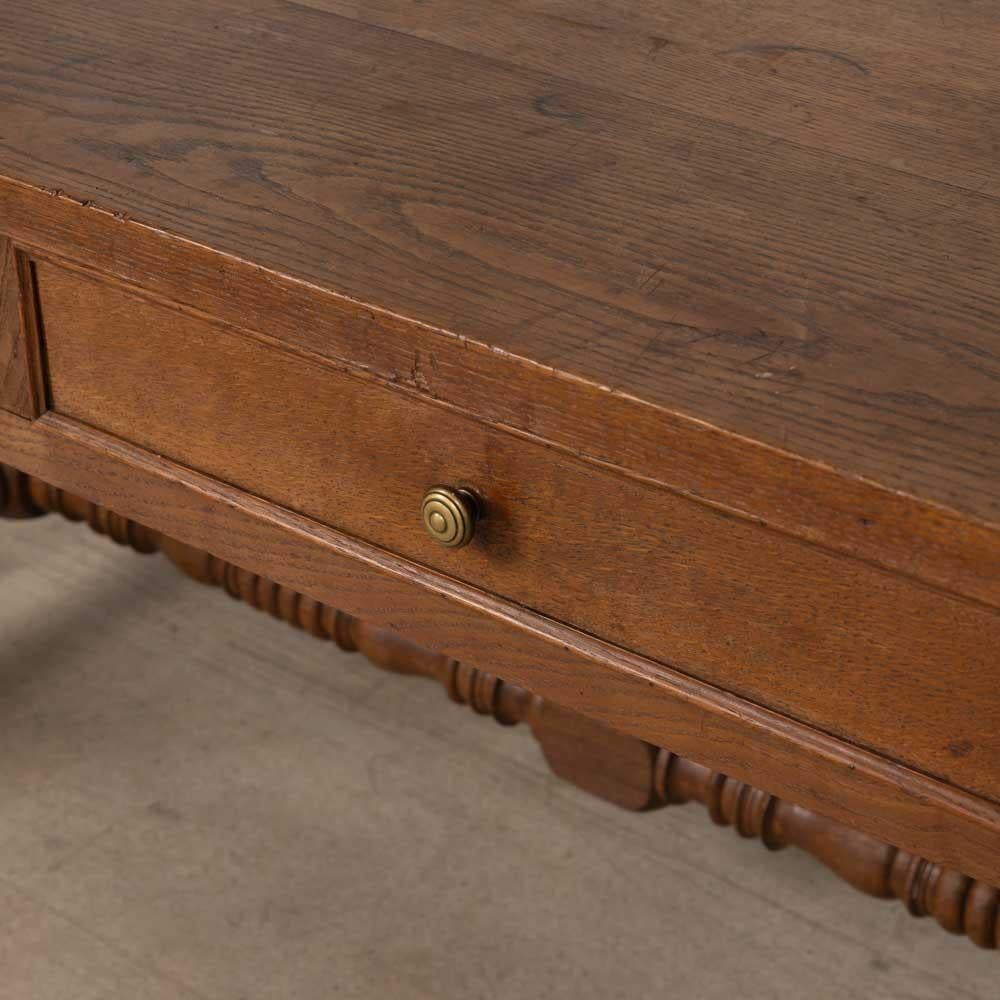 French Carved Wood Partners Desk in vendita 5