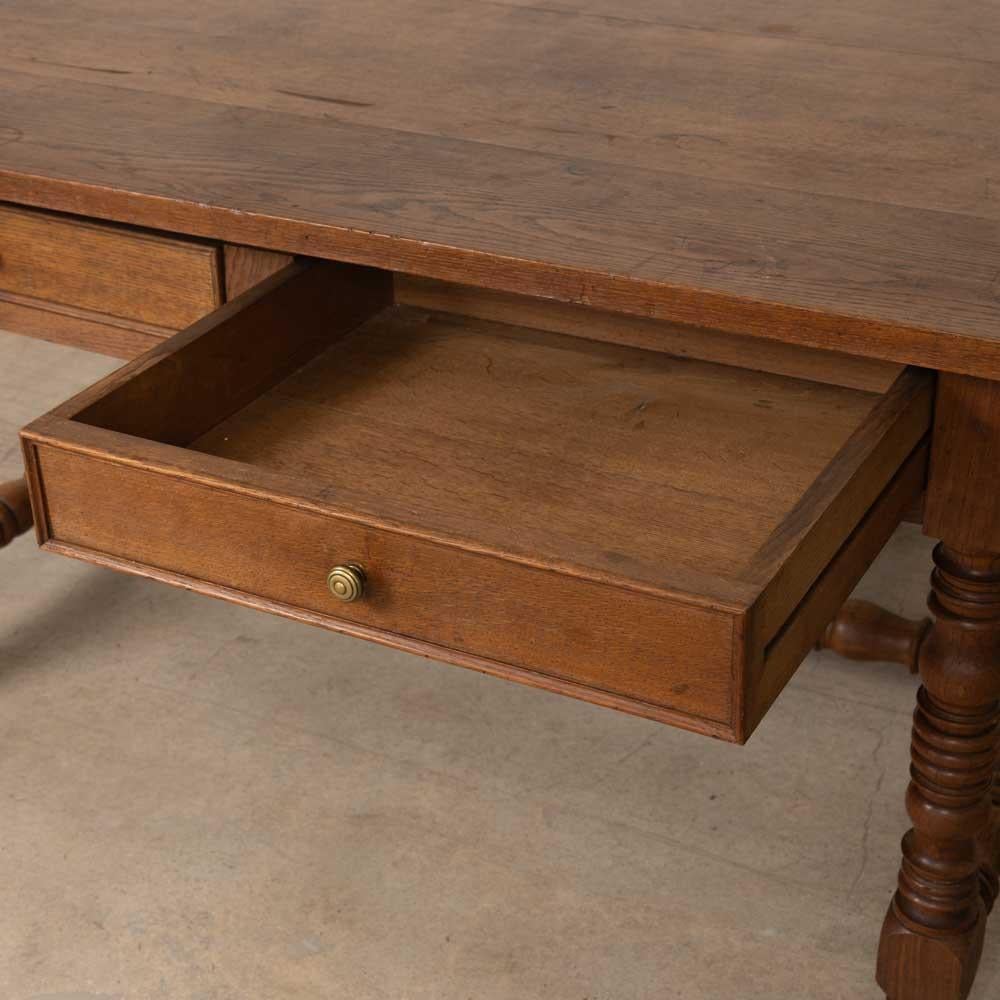 French Carved Wood Partners Desk in vendita 6