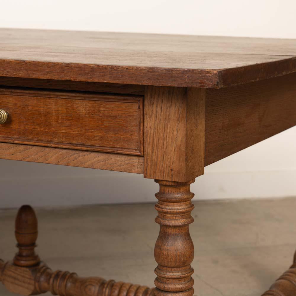 French Carved Wood Partners Desk in vendita 8