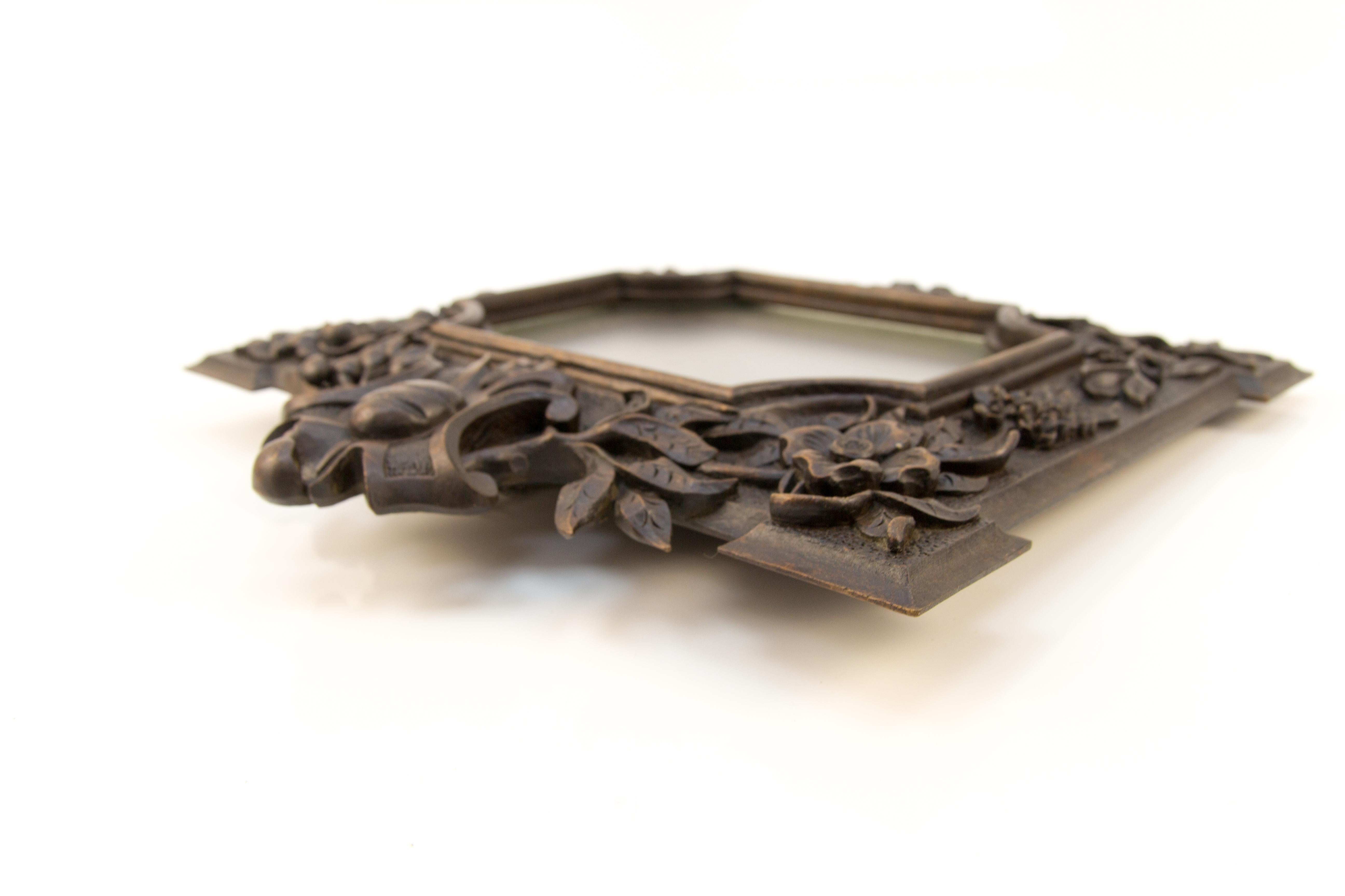 French Carved Wood Picture Frame or Photo Frame, 1920s 9