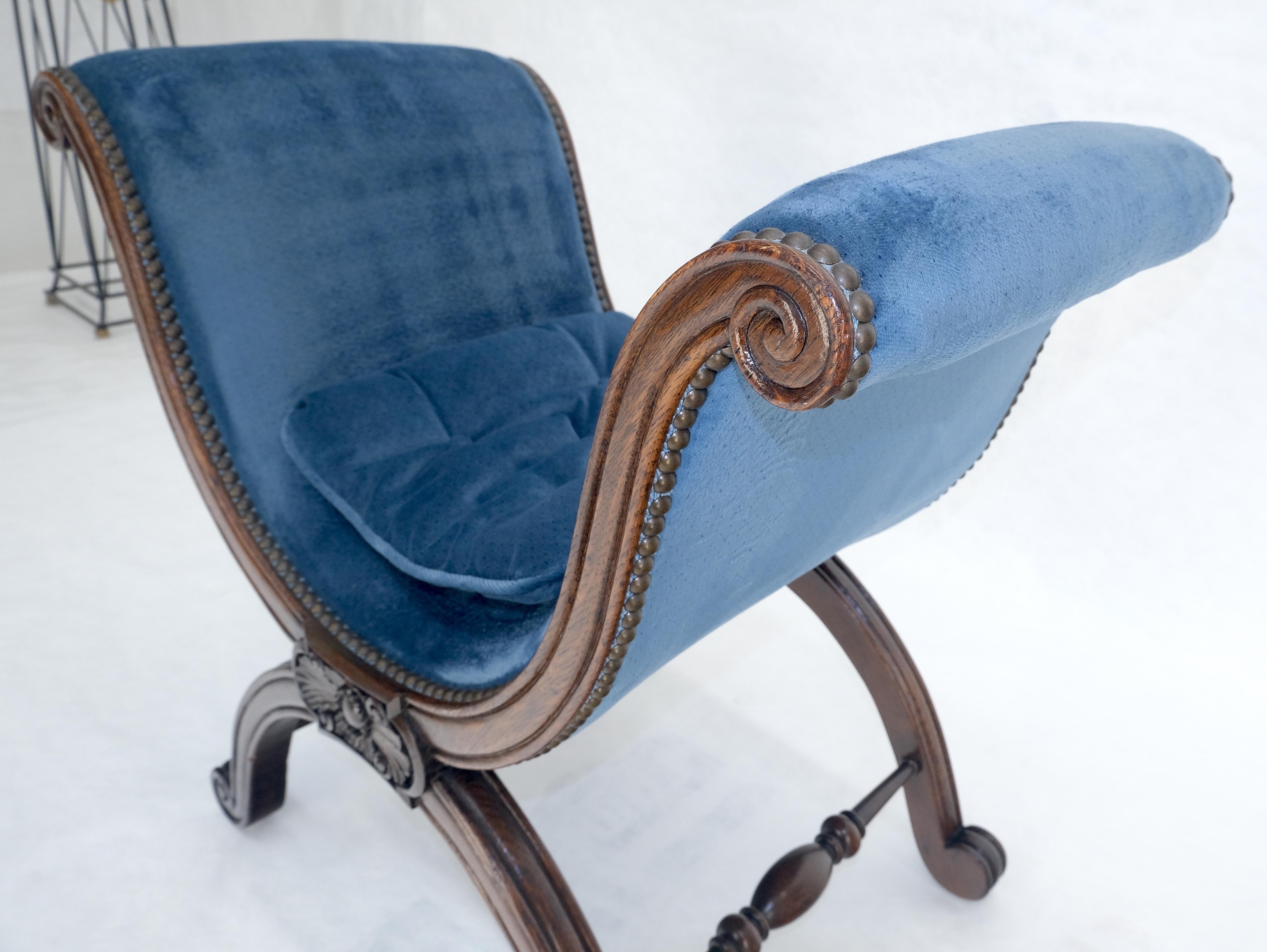 French Carved Wood Scissor Shape Blue Velvet Upholstery Bench For Sale 3