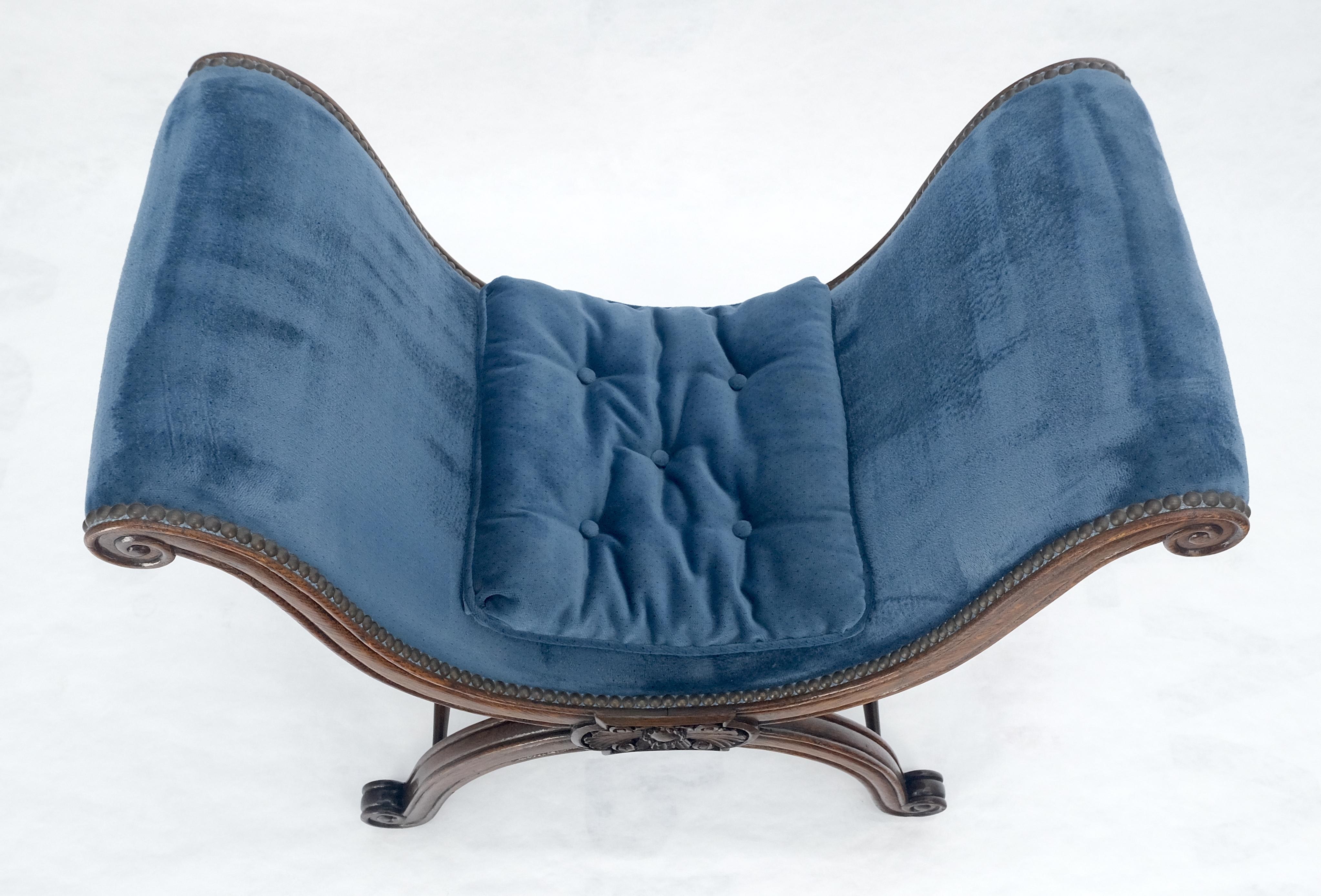 Rococo Revival French Carved Wood Scissor Shape Blue Velvet Upholstery Bench For Sale