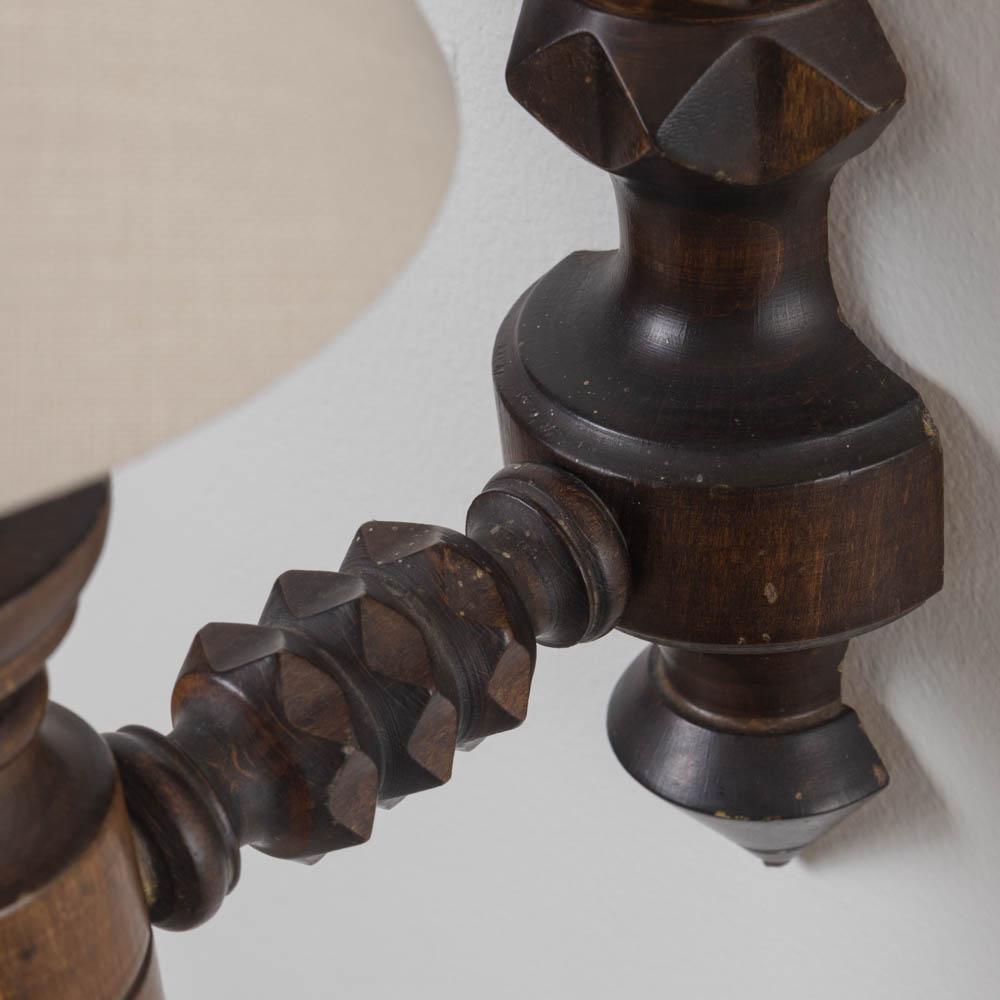 French Carved Wood Sconce by Charles Dudouyt en venta 4