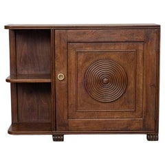 Table d'appoint en bois sculpté dans le style de Charles Dudouyt