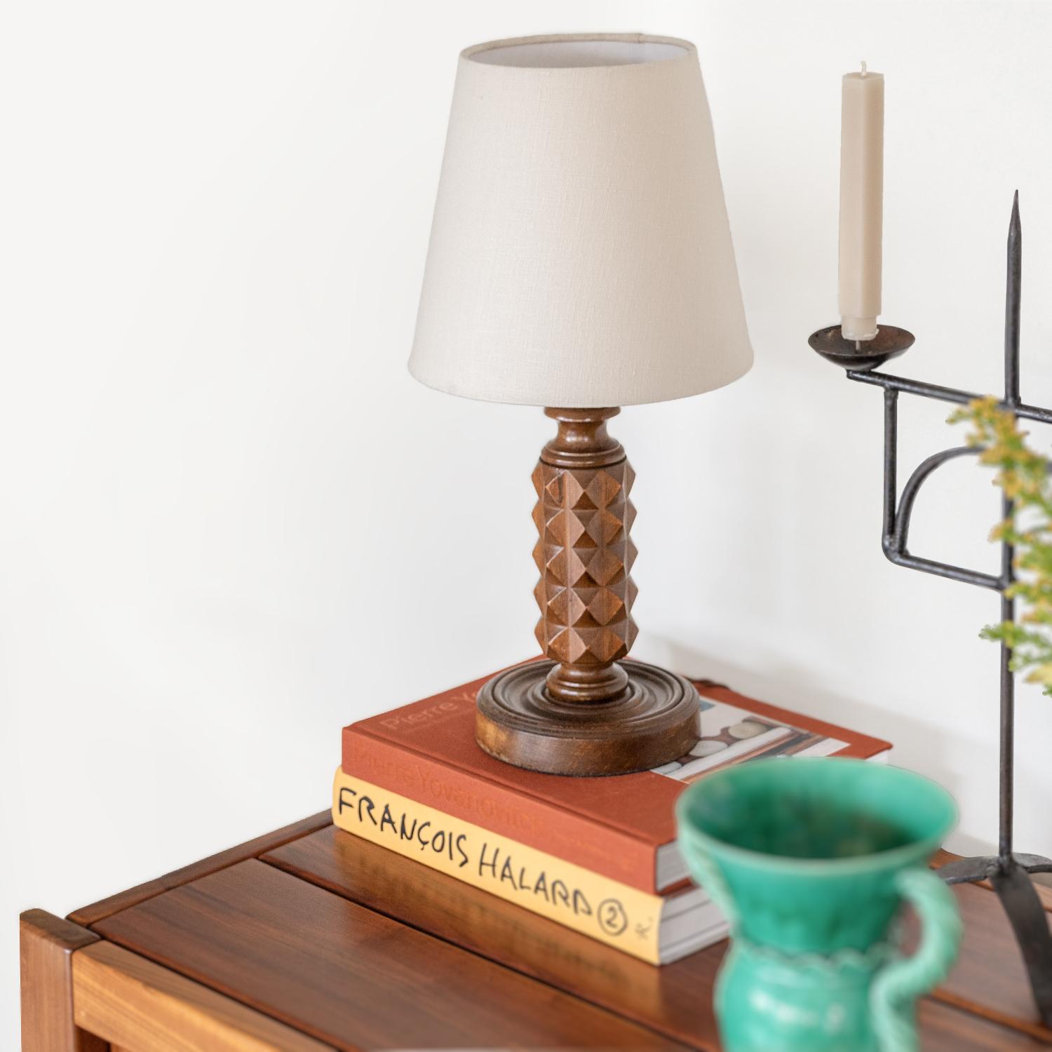 French Carved Wood Table Lamp In Good Condition For Sale In Los Angeles, CA