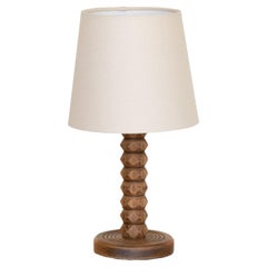 Lampe de bureau française en bois sculpté