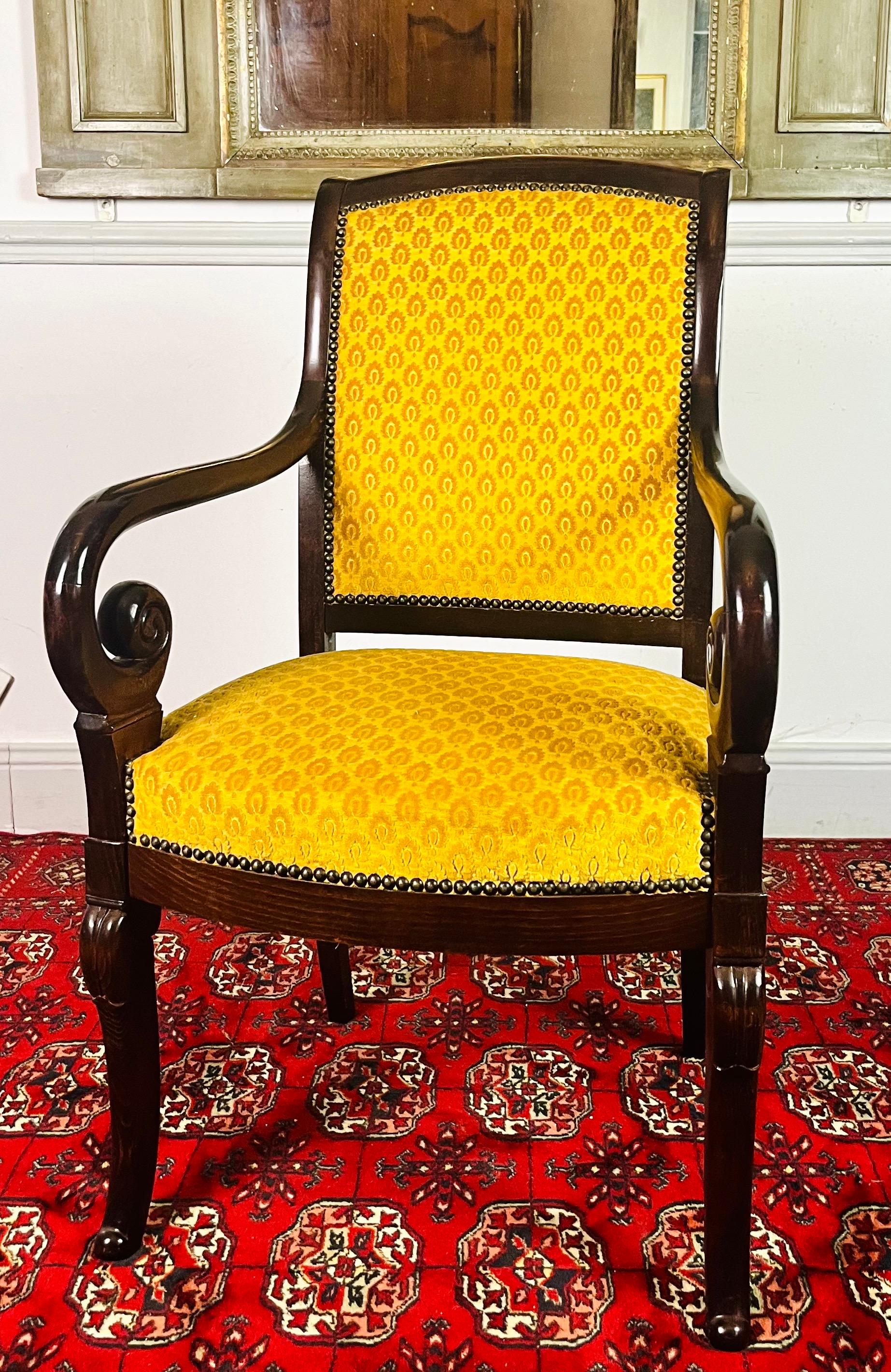 French Carved Wooden Armchair with Yellow Velvet   - Restoration Period - France For Sale 5
